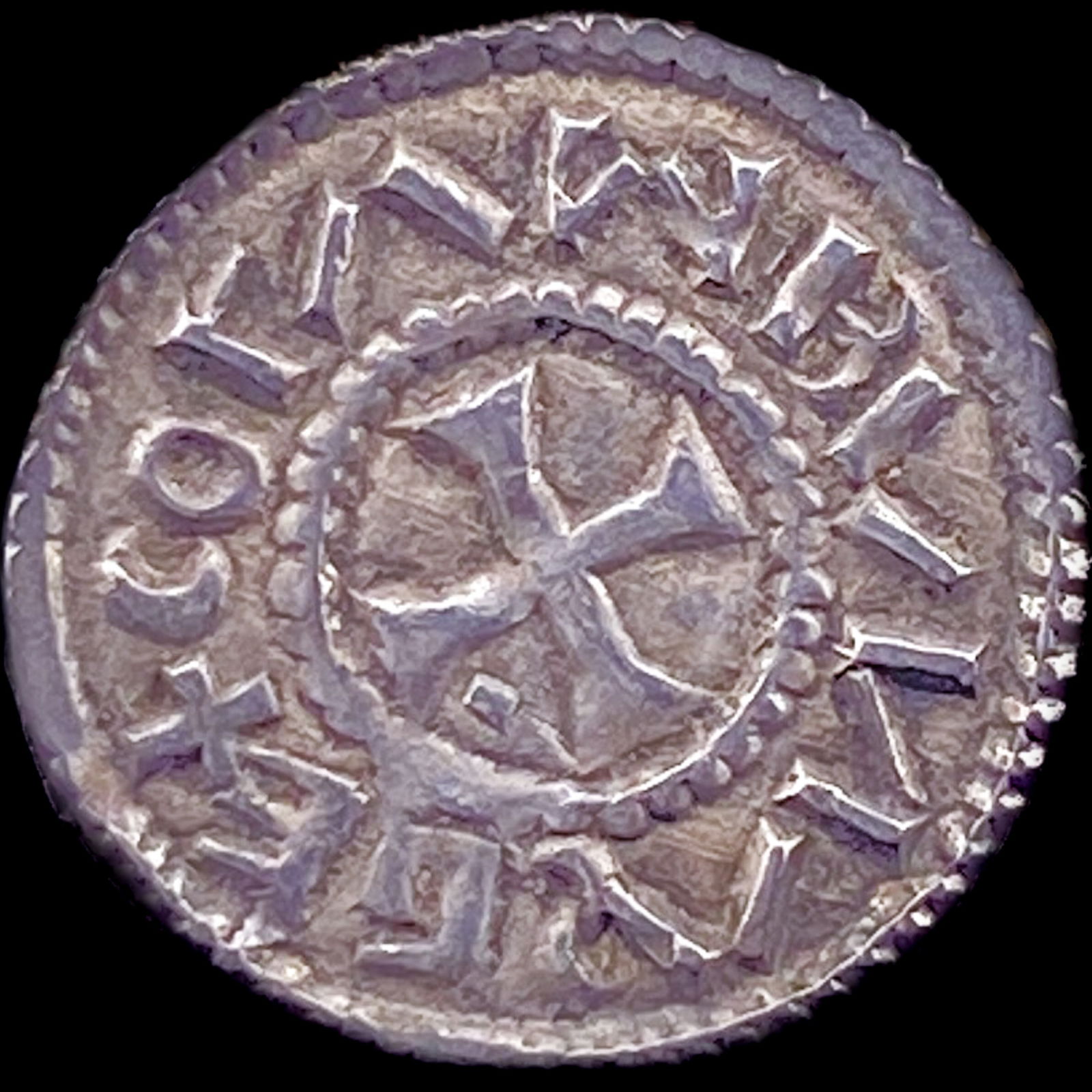 1095-1114 Hungary Coloman Silver Denar UNCIRCULATED (1 of 2)