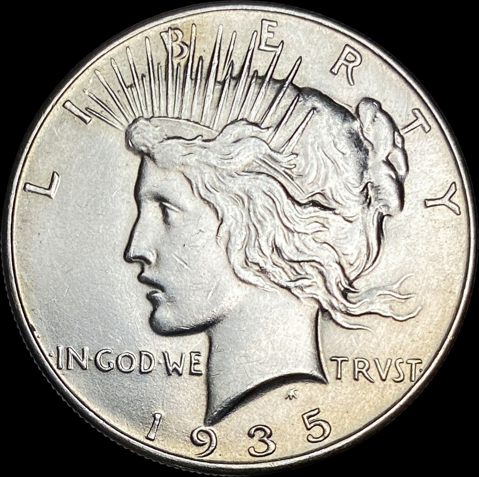 1935 Silver Peace Dollar UNCIRCULATED (1 of 2)