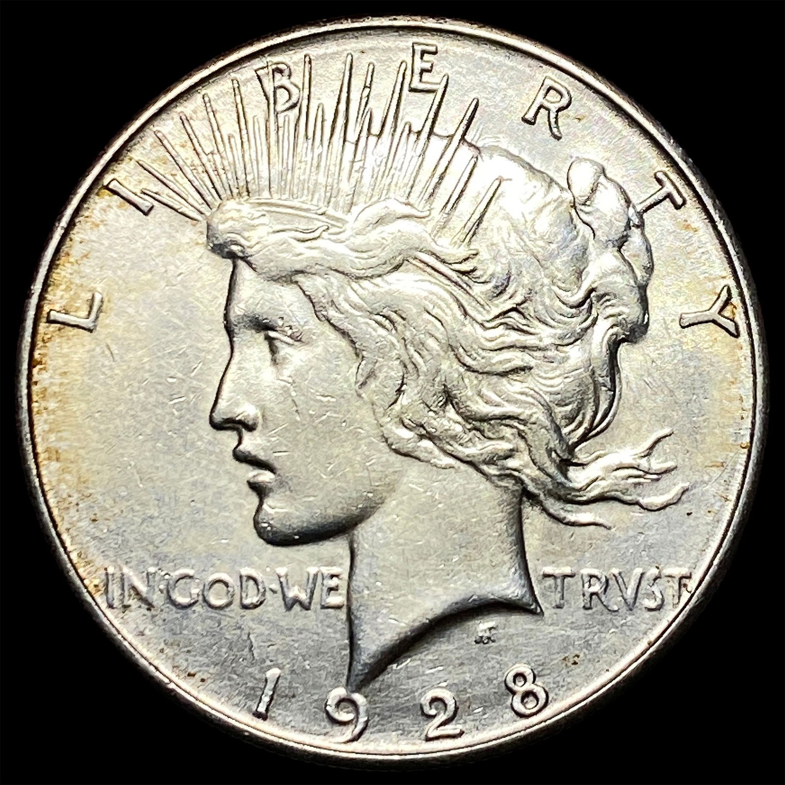 1928 Silver Peace Dollar CLOSELY UNCIRCULATED (1 of 2)