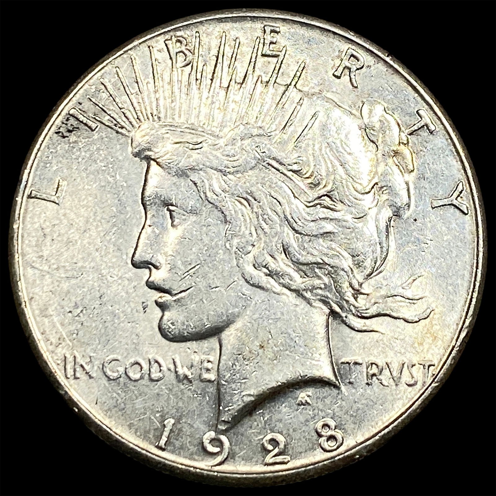 1928 Silver Peace Dollar CLOSELY UNCIRCULATED (1 of 2)