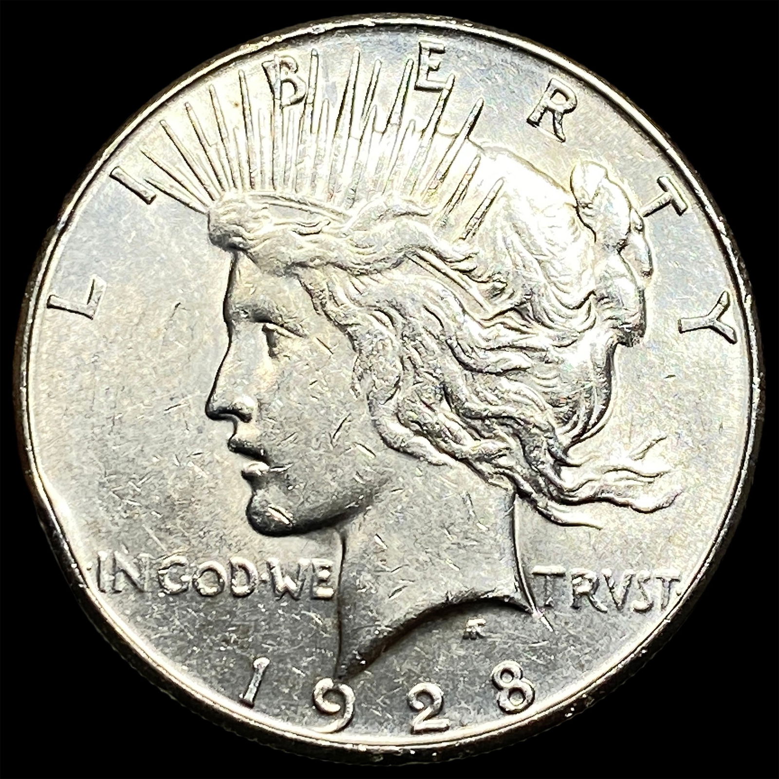 1928 Silver Peace Dollar CLOSELY UNCIRCULATED (1 of 2)