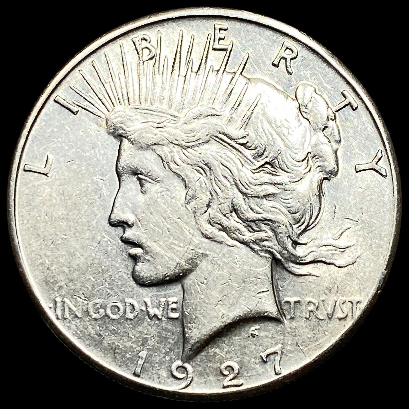 1927 Silver Peace Dollar CLOSELY UNCIRCULATED (1 of 2)