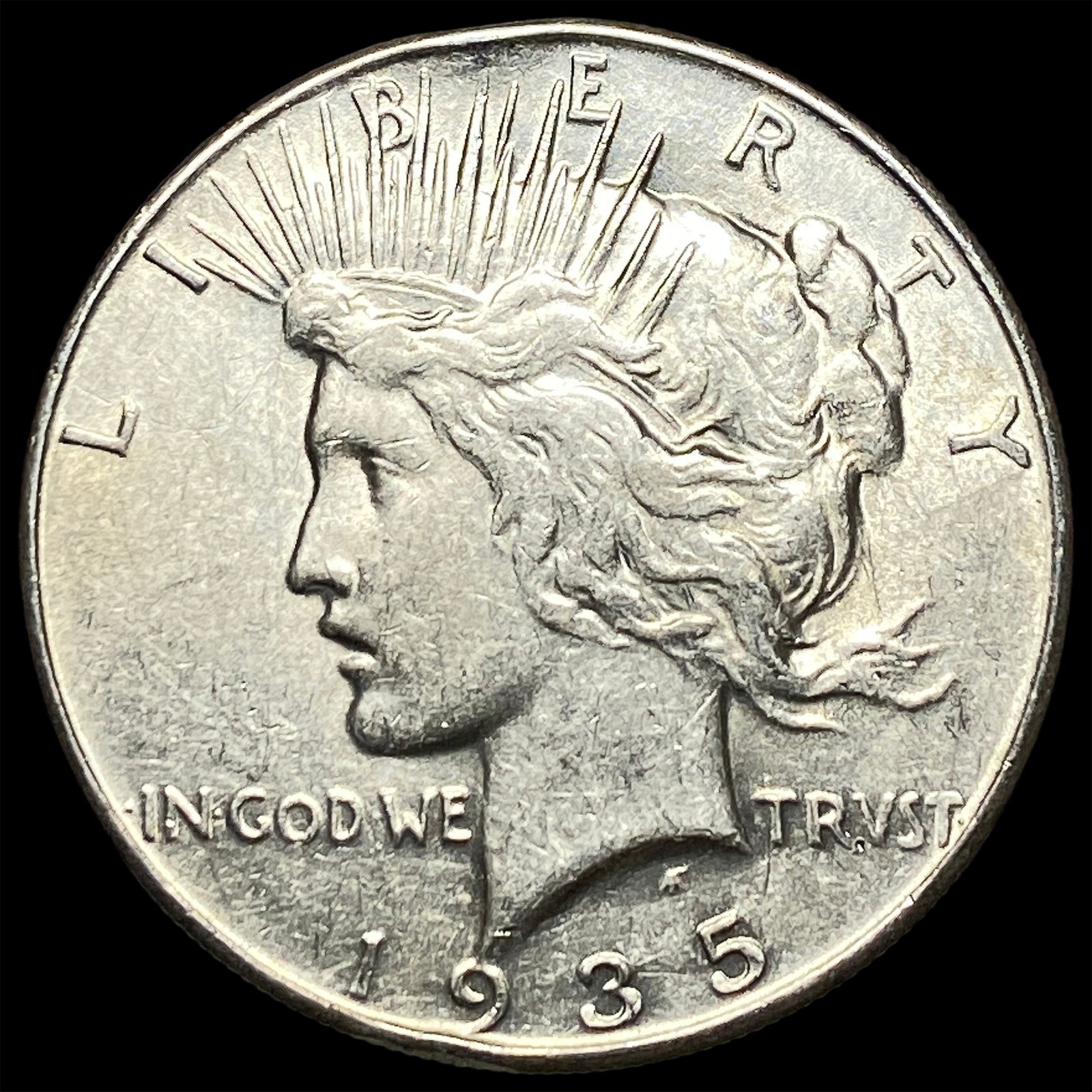 1935 Silver Peace Dollar CLOSELY UNCIRCULATED: 1935 Silver Peace Dollar CLOSELY UNCIRCULATED