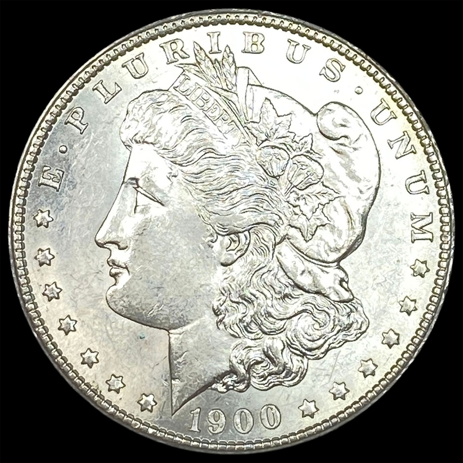1900 Morgan Silver Dollar UNCIRCULATED (1 of 2)
