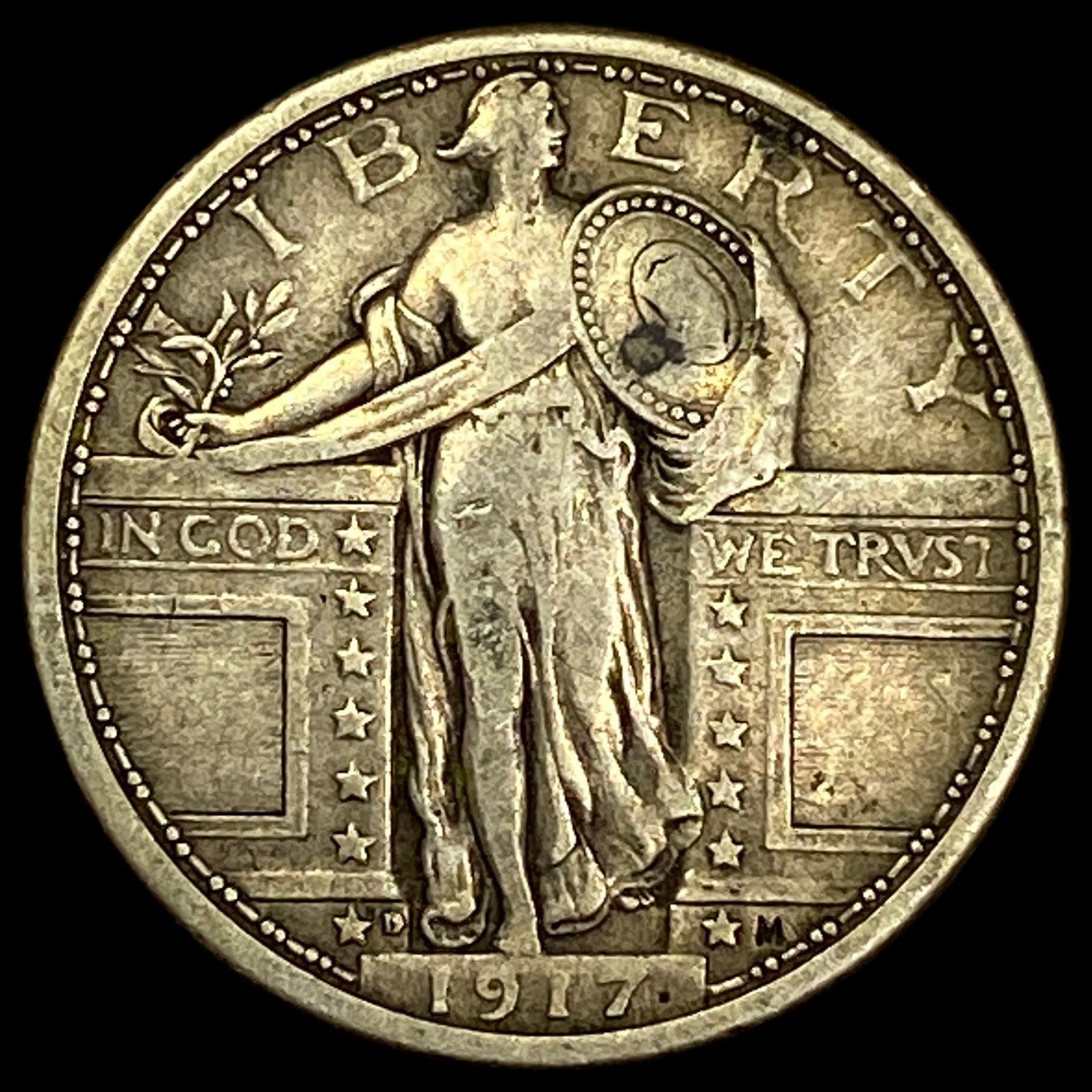 1917-D Type 1 Standing Liberty Quarter NEARLY UNCIRCULATED (1 of 2)