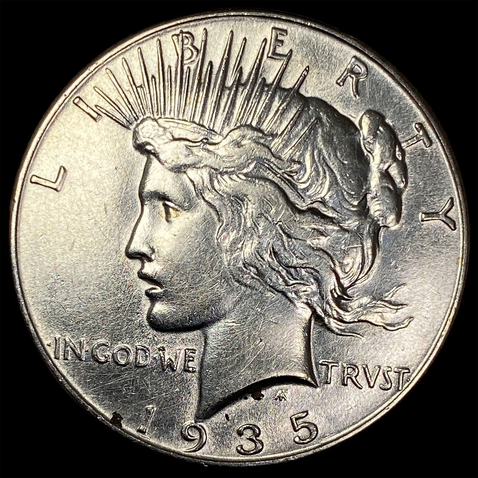 1935 Silver Peace Dollar CLOSELY UNCIRCULATED: 1935 Silver Peace Dollar CLOSELY UNCIRCULATED