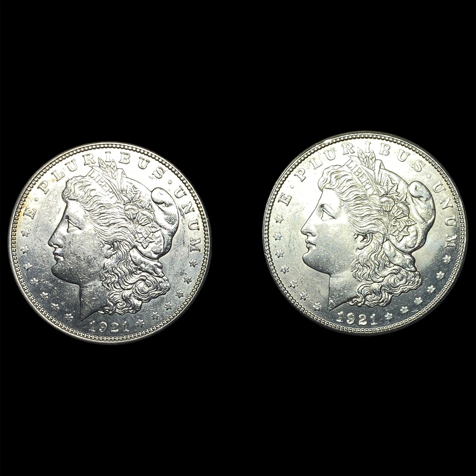 1921 Silver Morgan Dollar UNCIRCULATED (1 of 2)