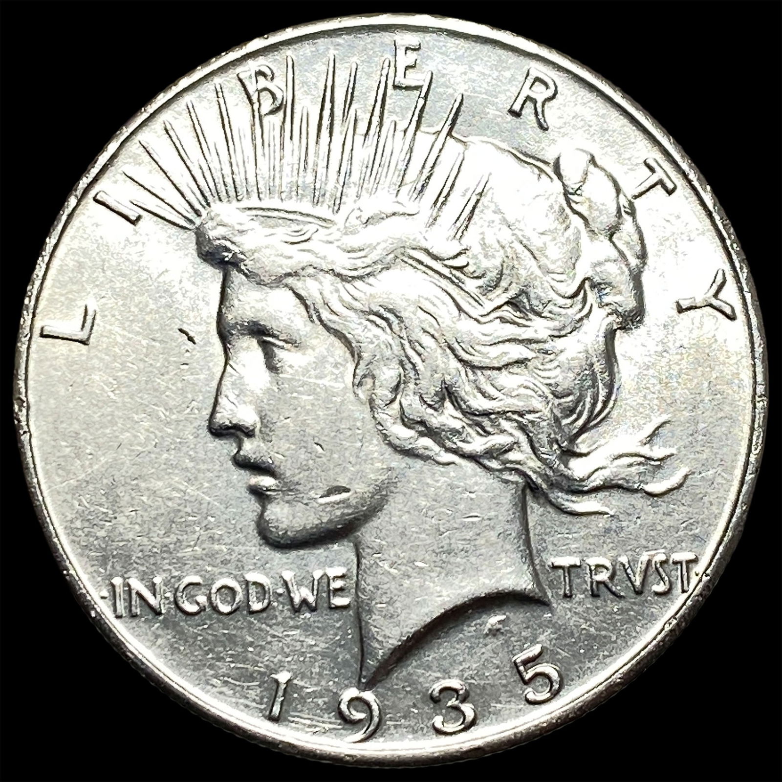 1935 Silver Peace Dollar CLOSELY UNCIRCULATED: 1935 Silver Peace Dollar CLOSELY UNCIRCULATED