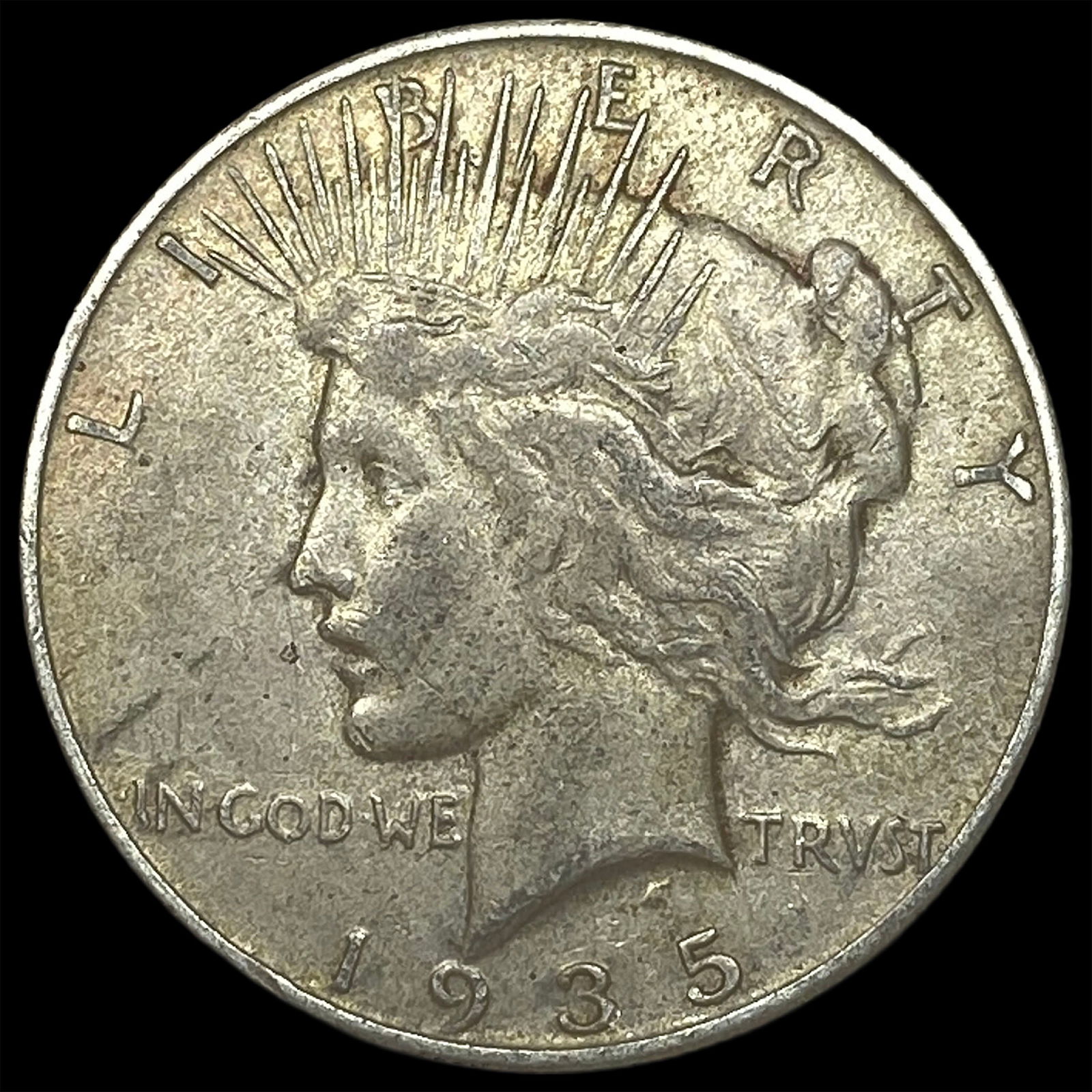 1935 Silver Peace Dollar ABOUT UNCIRCULATED (1 of 2)