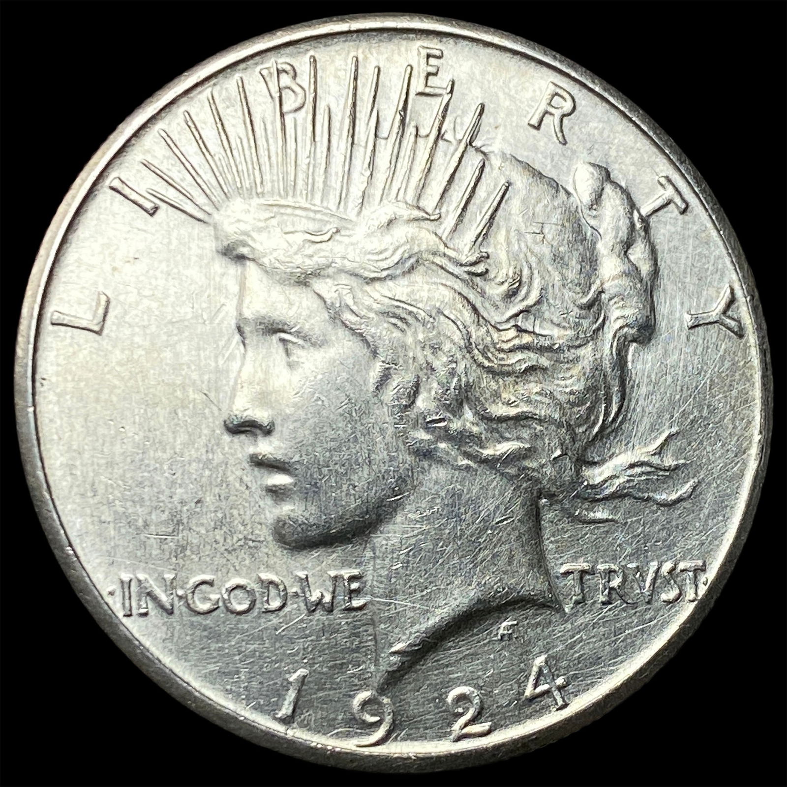 1924 Silver Peace Dollar CLOSELY UNCIRCULATED: 1924 Silver Peace Dollar CLOSELY UNCIRCULATED