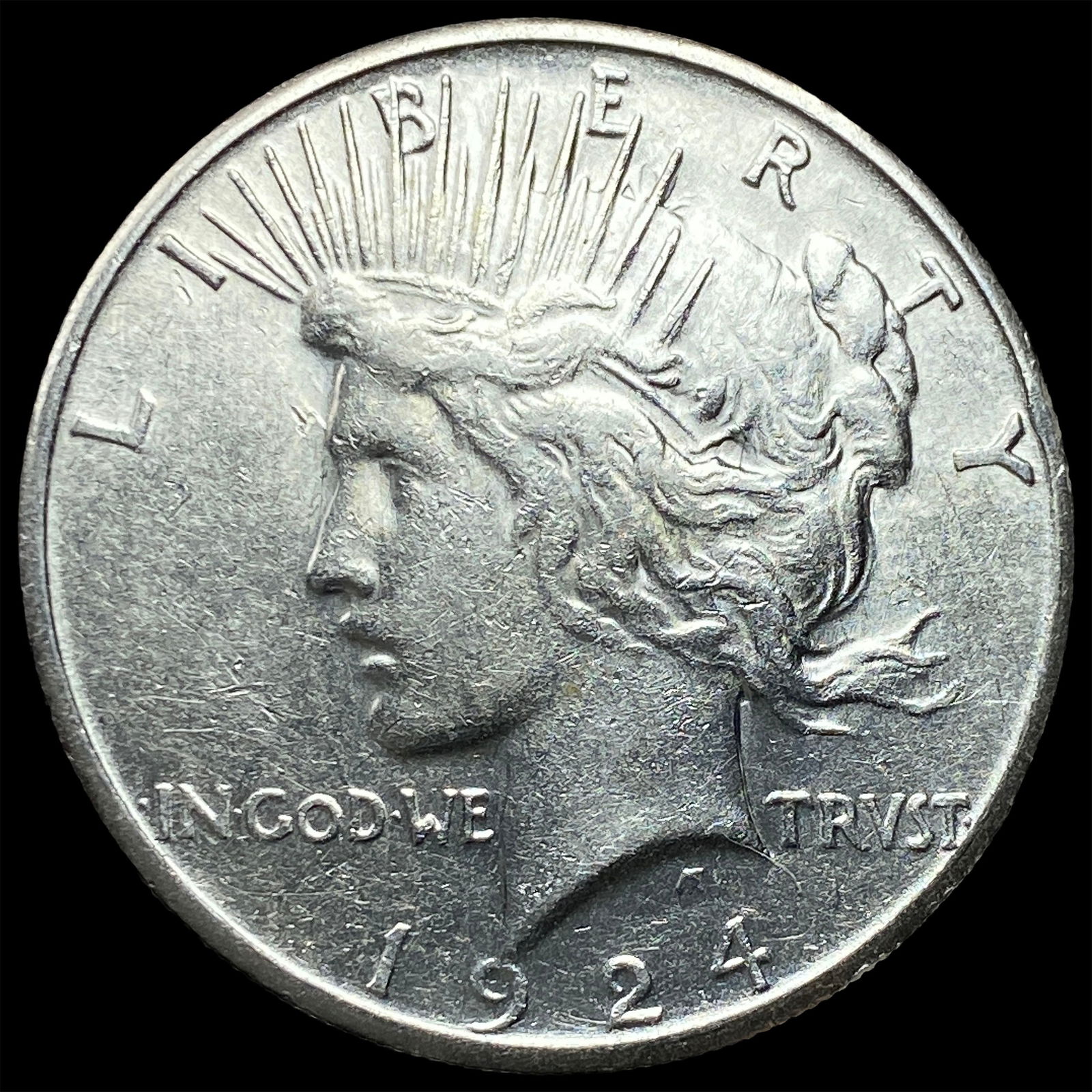 1924 Silver Peace Dollar CLOSELY UNCIRCULATED: 1924 Silver Peace Dollar CLOSELY UNCIRCULATED