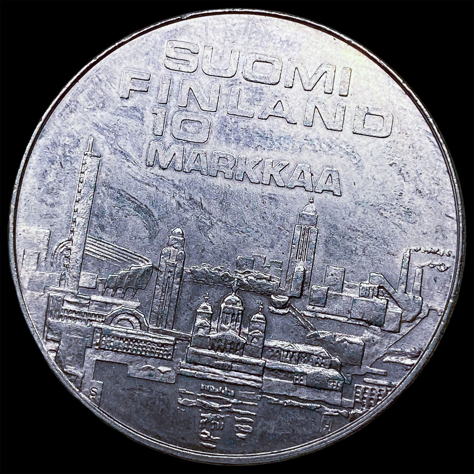 1977 Finland Silver 10 Markaa CLOSELY UNCIRCULATED: 1977 Finland Silver 10 Markaa CLOSELY UNCIRCULATED
