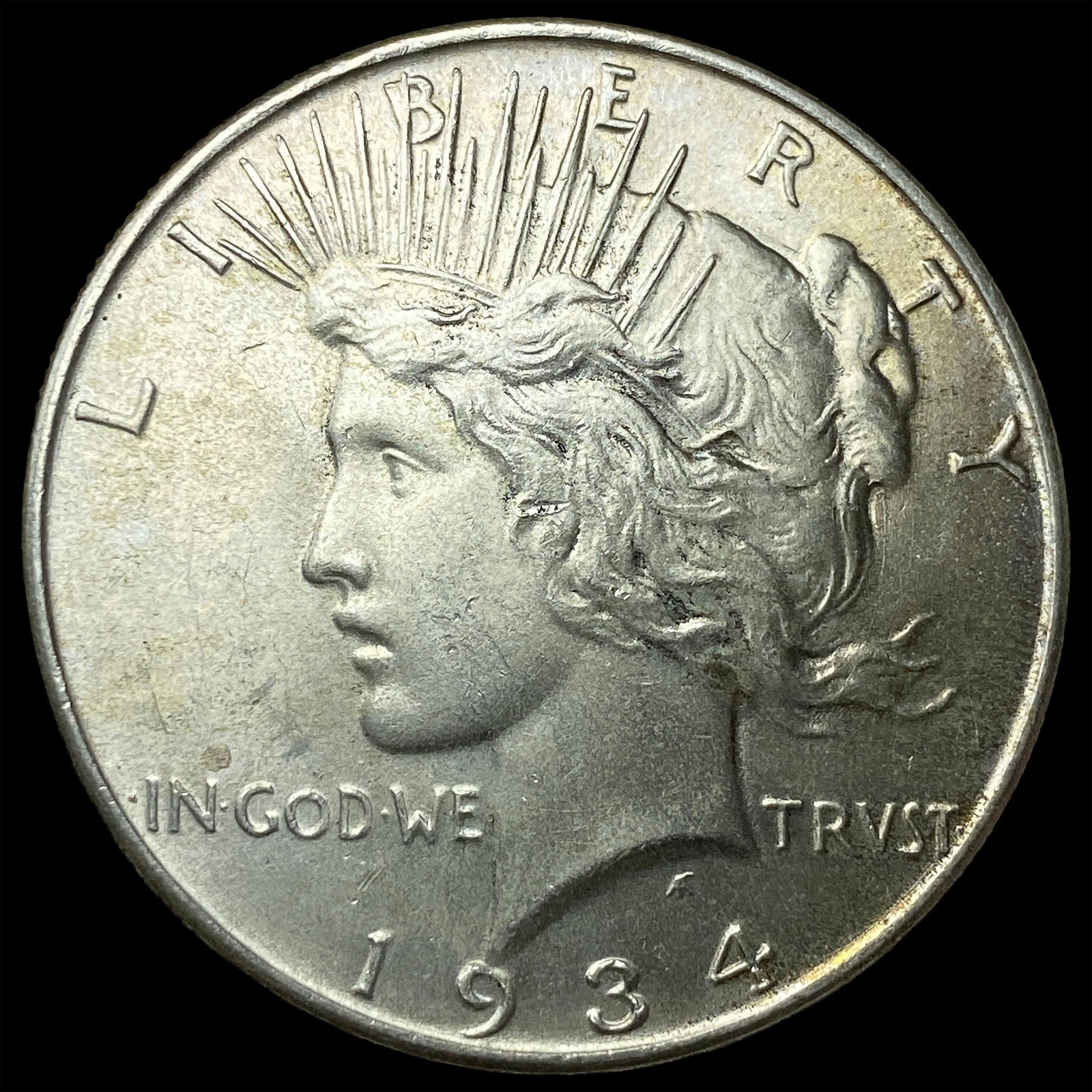 1934 Peace Silver Dollar UNCIRCULATED (1 of 2)