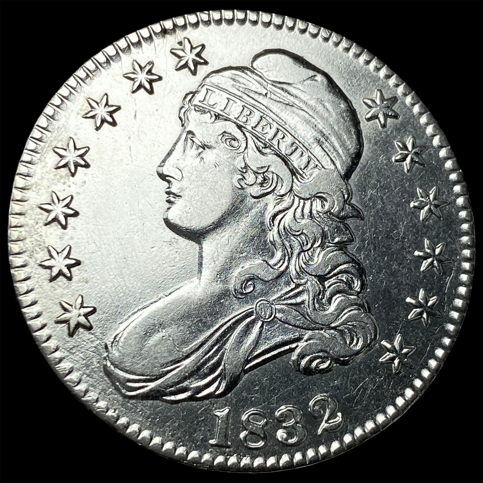 1832 Capped Bust Silver Half Dollar CLOSELY UNCIRCULATED (1 of 2)