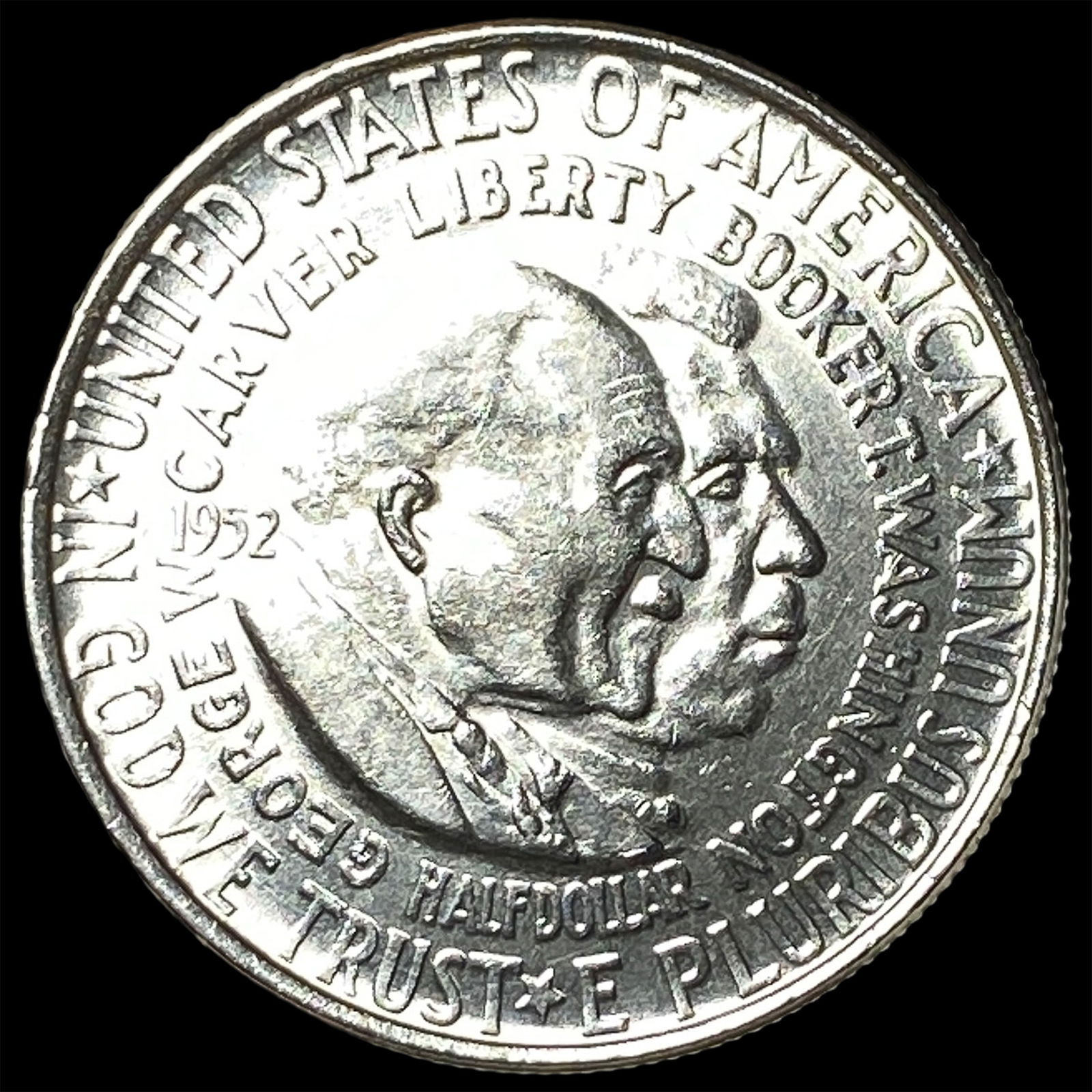 1952 Silver Washington/Carver Half Dollar UNCIRCULATED (1 of 2)
