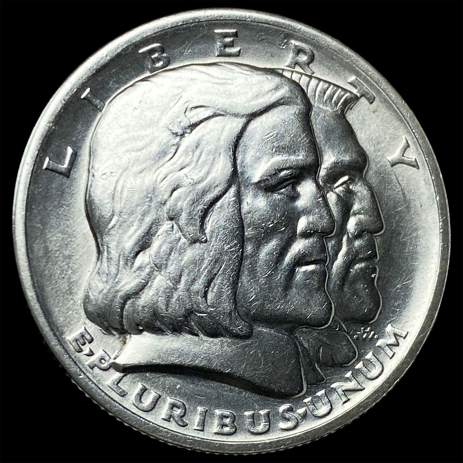 1936 Silver Half Dollar Long Island Tercentenary UNCIRCULATED (1 of 2)