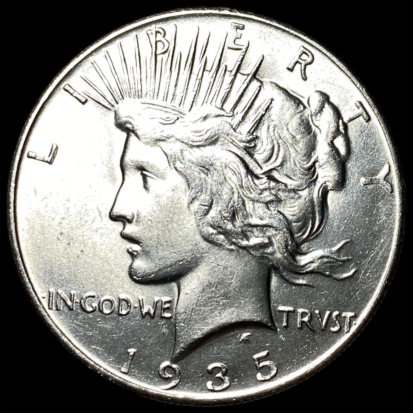 1935 Silver Peace Dollar UNCIRCULATED (1 of 2)