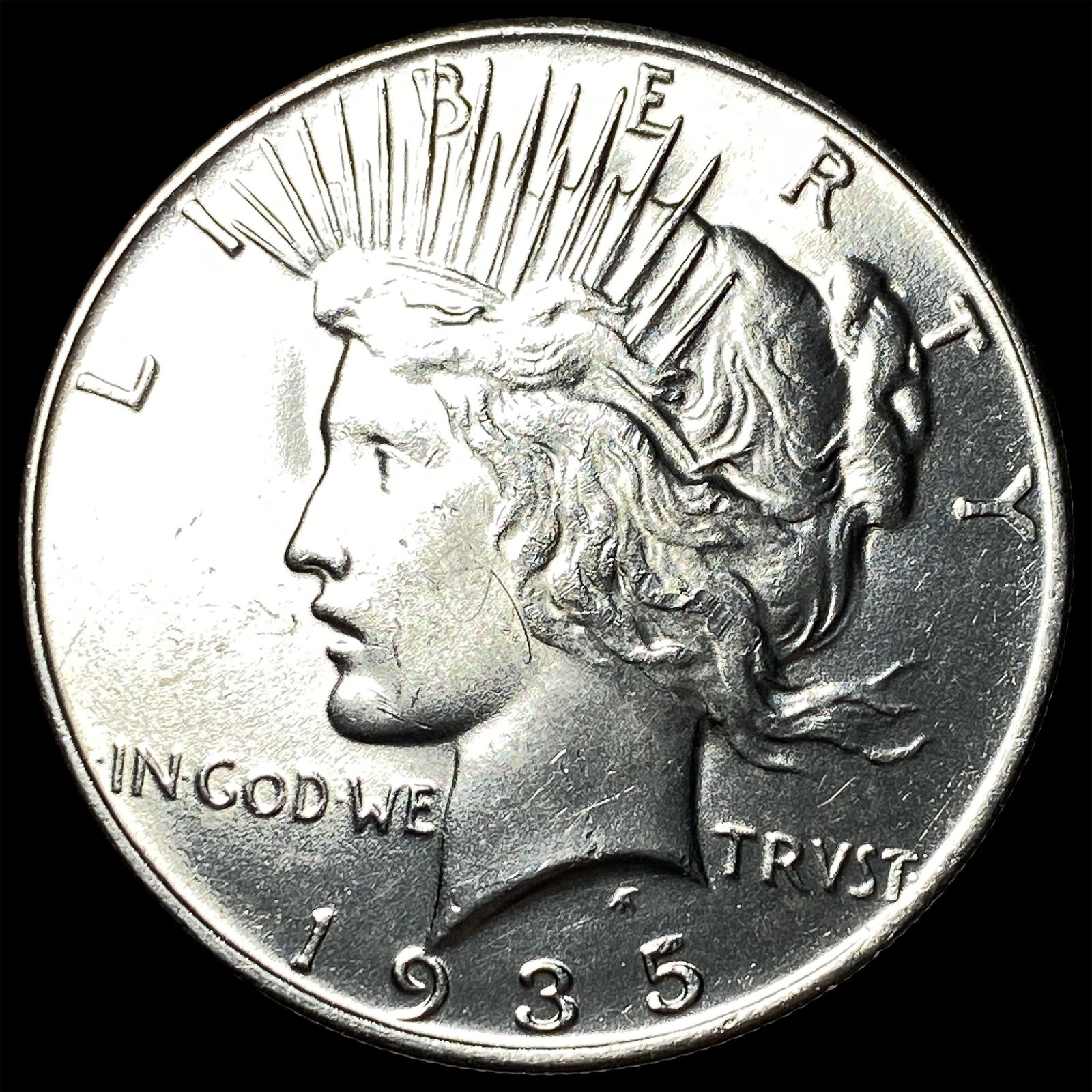1935 Silver Peace Dollar UNCIRCULATED (1 of 2)