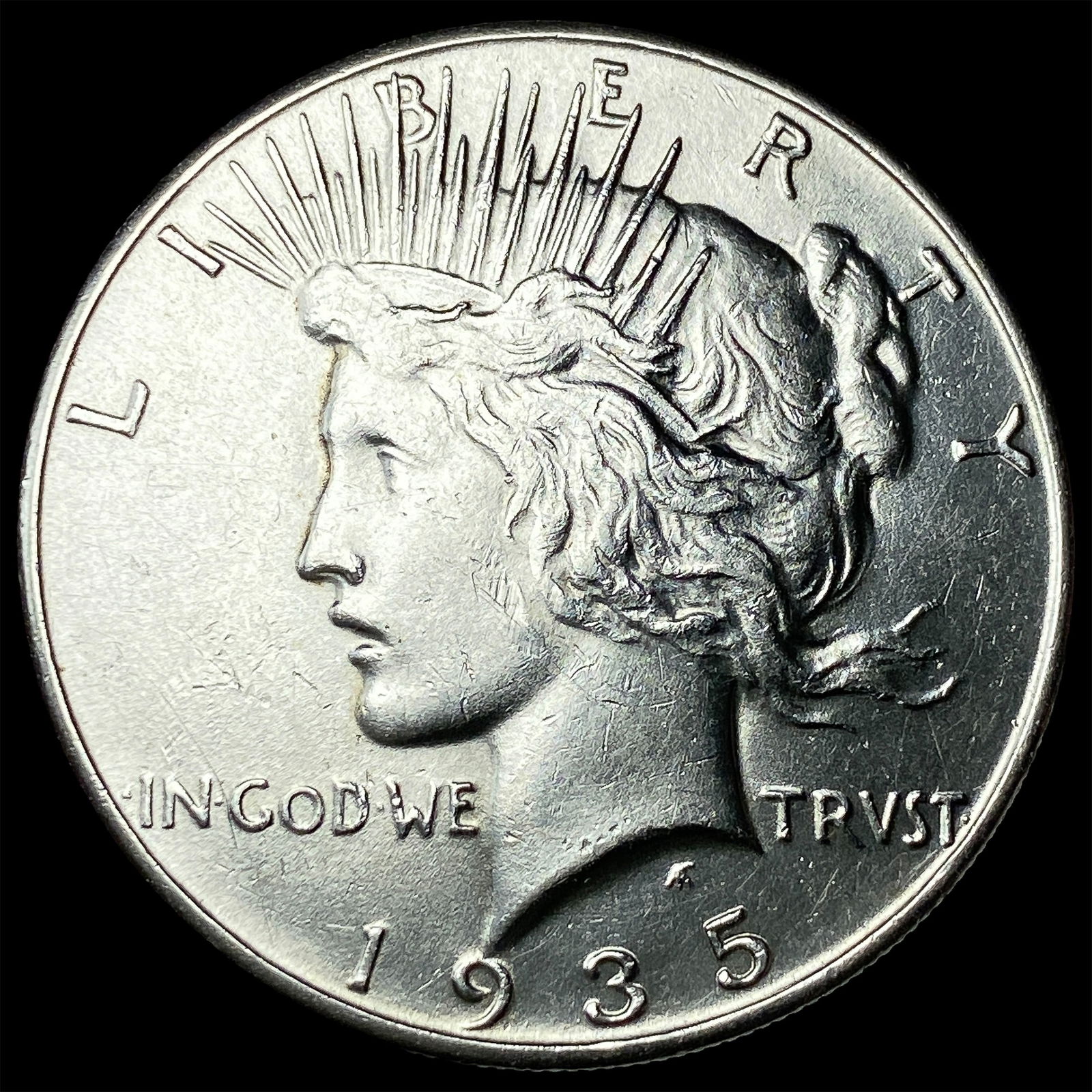 1935 Silver Peace Dollar UNCIRCULATED: 1935 Silver Peace Dollar UNCIRCULATED