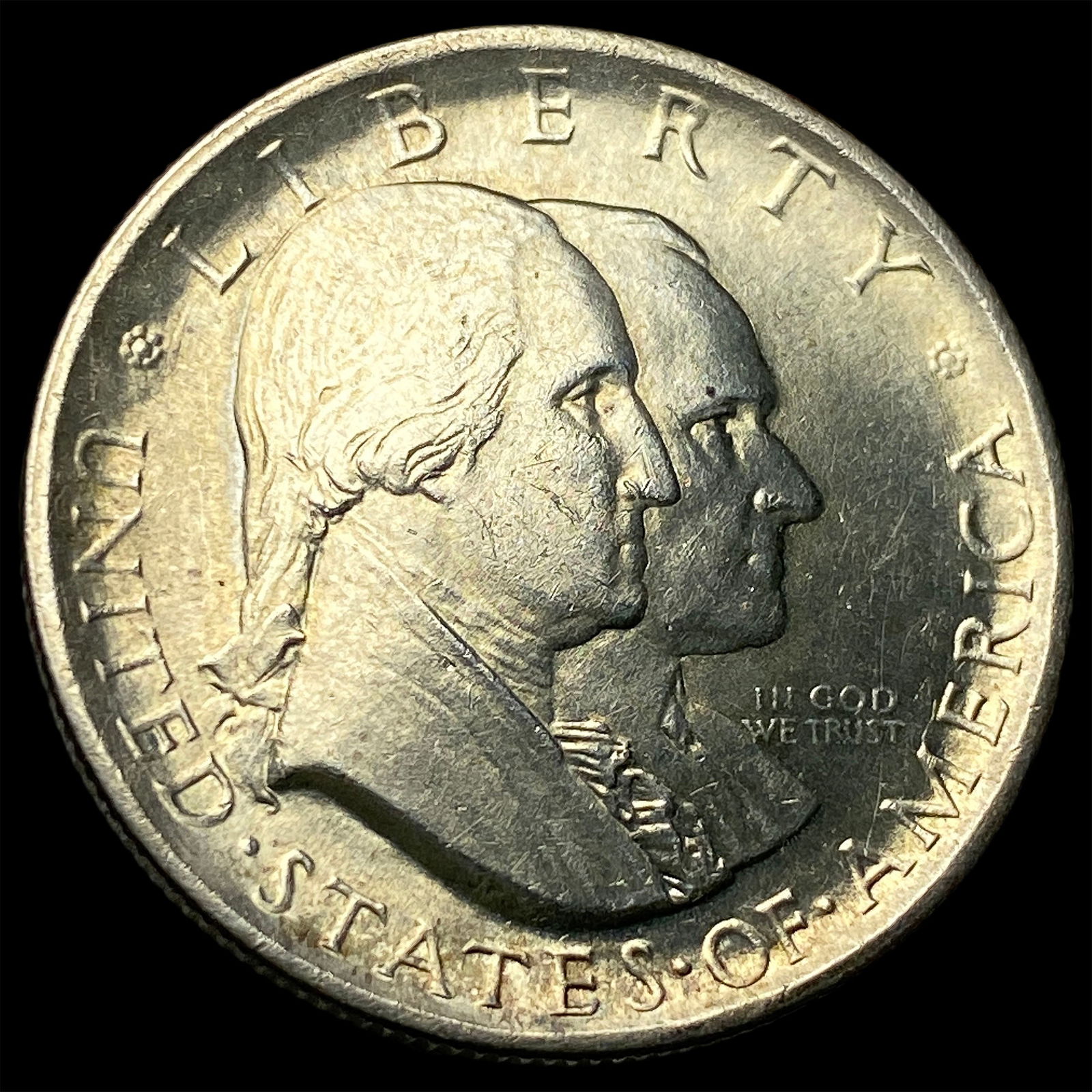 1926 Silver Sesquicentennial Half Dollar UNCIRCULATED (1 of 2)