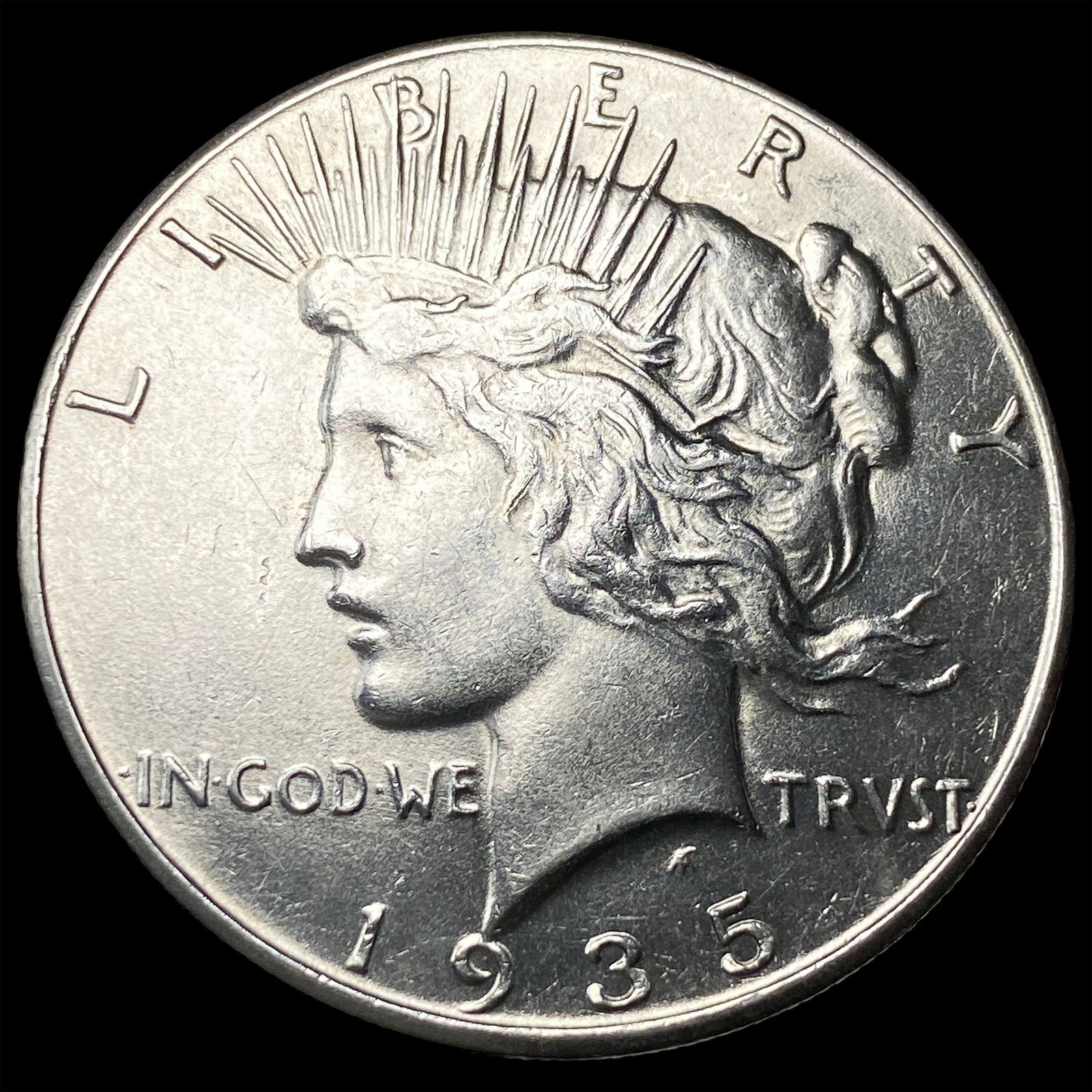1935 Peace Silver Dollar UNCIRCULATED (1 of 2)