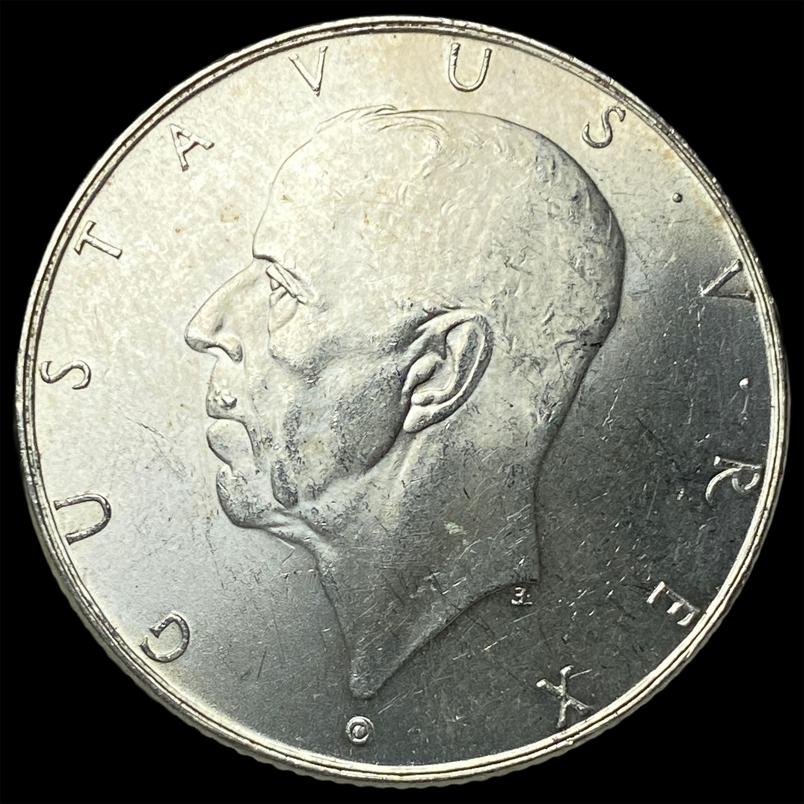 1938 Sweden Silver 2 Kroner UNCIRCULATED: 1938 Sweden Silver 2 Kroner UNCIRCULATED