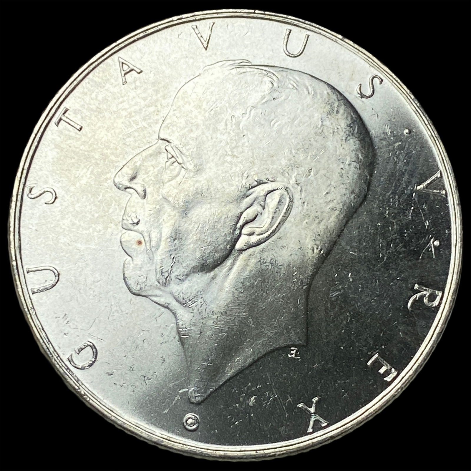 1938 Sweden Silver 2 Kroner UNCIRCULATED: 1938 Sweden Silver 2 Kroner UNCIRCULATED