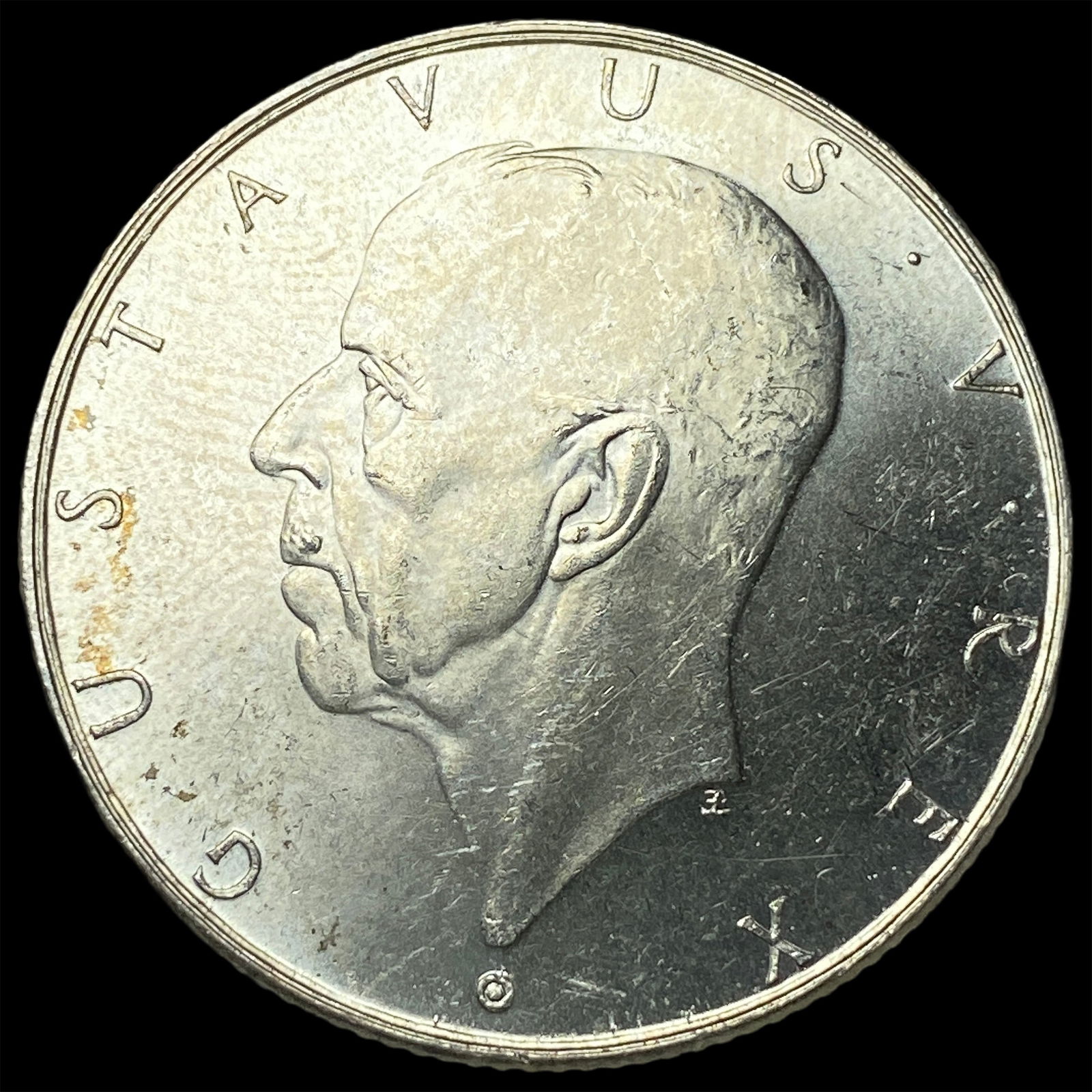1938 Sweden Silver 2 Kroner UNCIRCULATED (1 of 2)