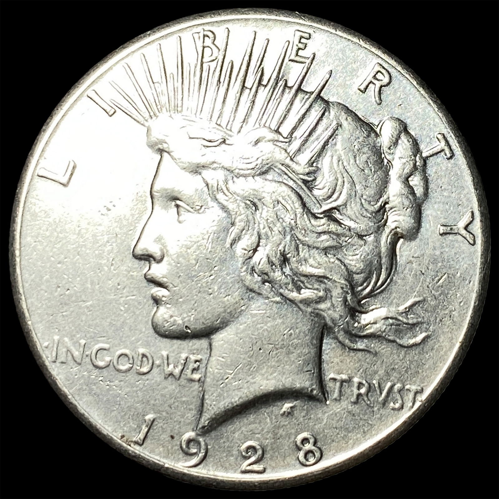 1928 Silver Peace Dollar CLOSELY UNCIRCULATED (1 of 2)