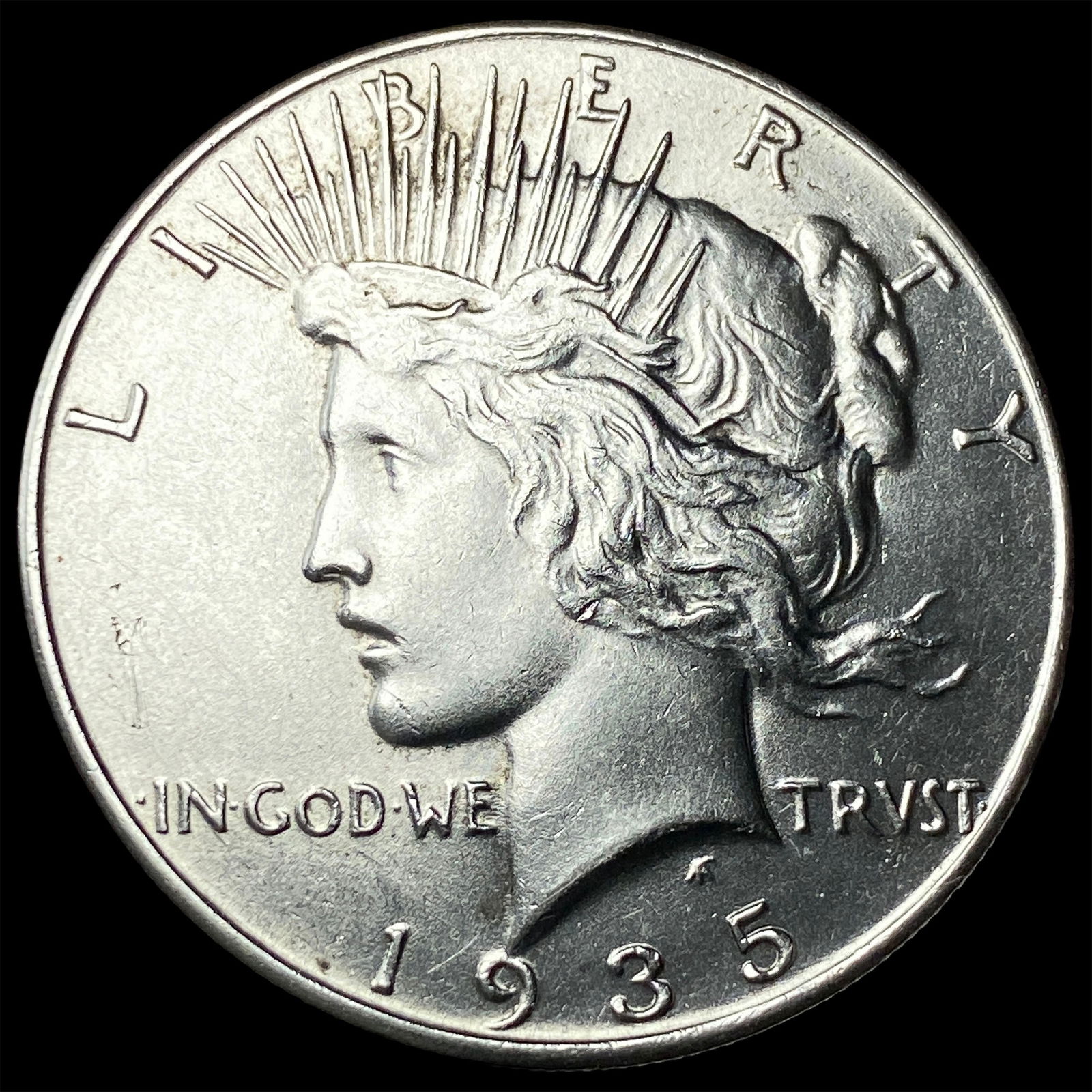 1935 Silver Peace Dollar UNCIRCULATED: 1935 Silver Peace Dollar UNCIRCULATED