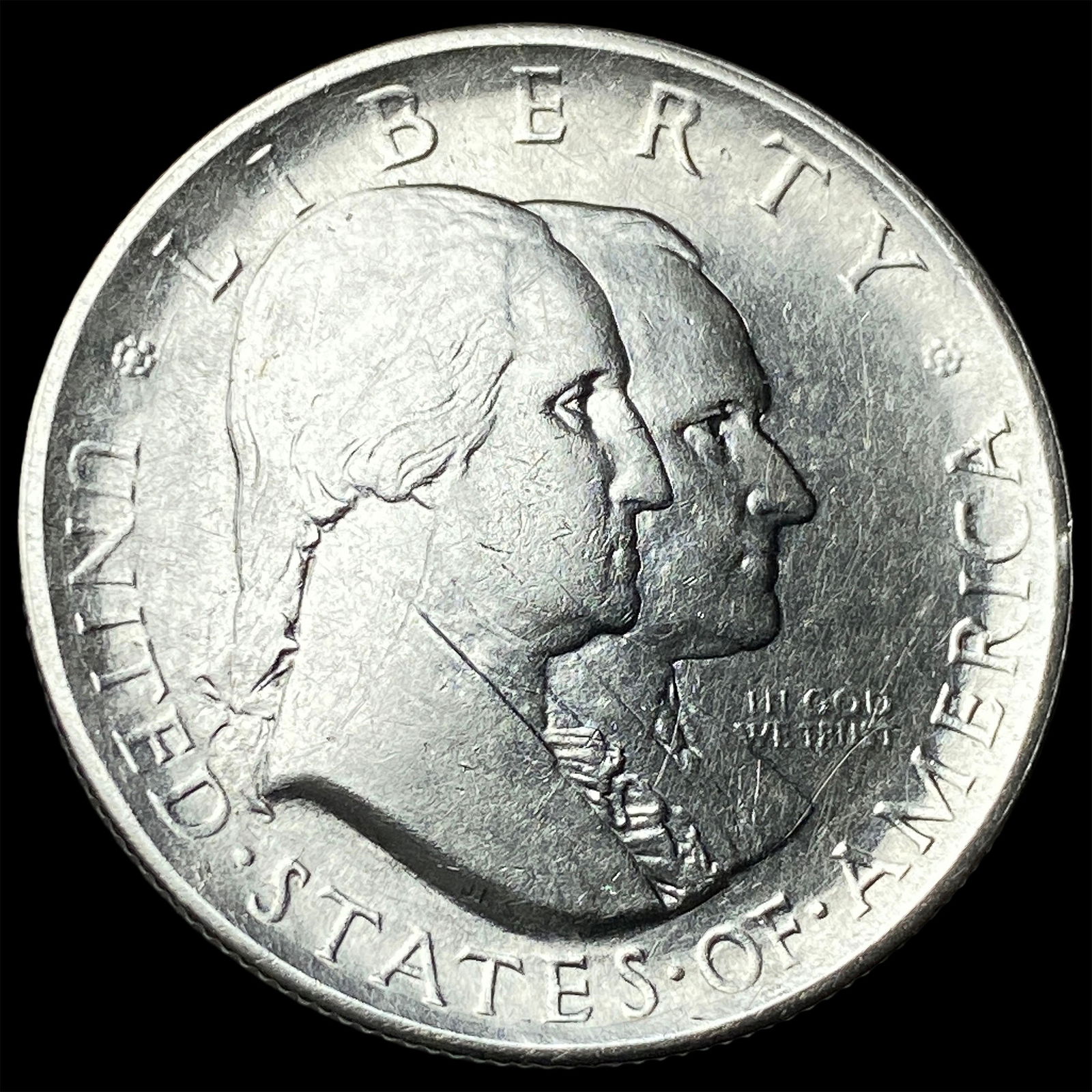 1926 Silver Sesquicentennial Half Dollar UNCIRCULATED (1 of 2)