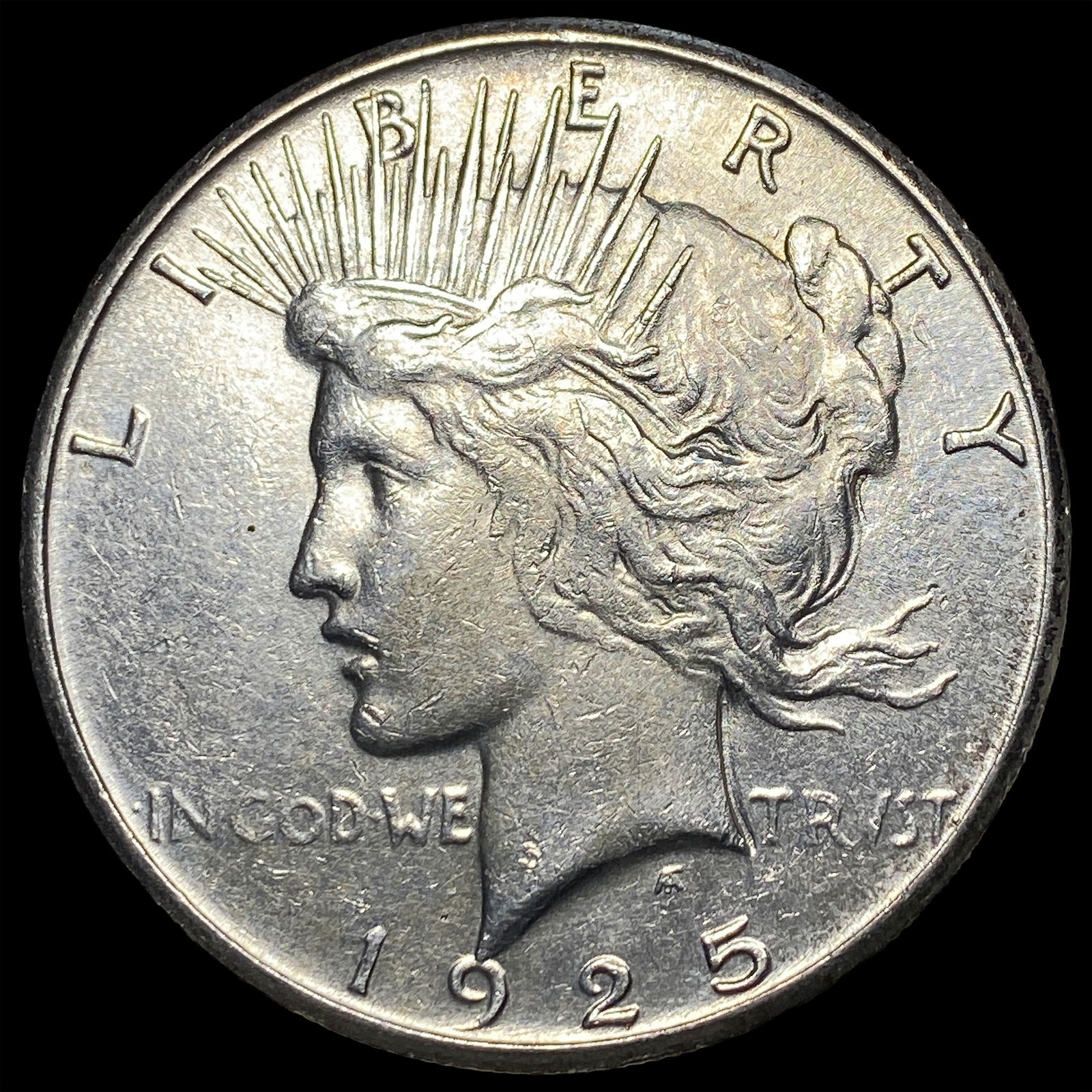 1925-S Silver Peace Dollar CLOSELY UNCIRCULATED (1 of 2)
