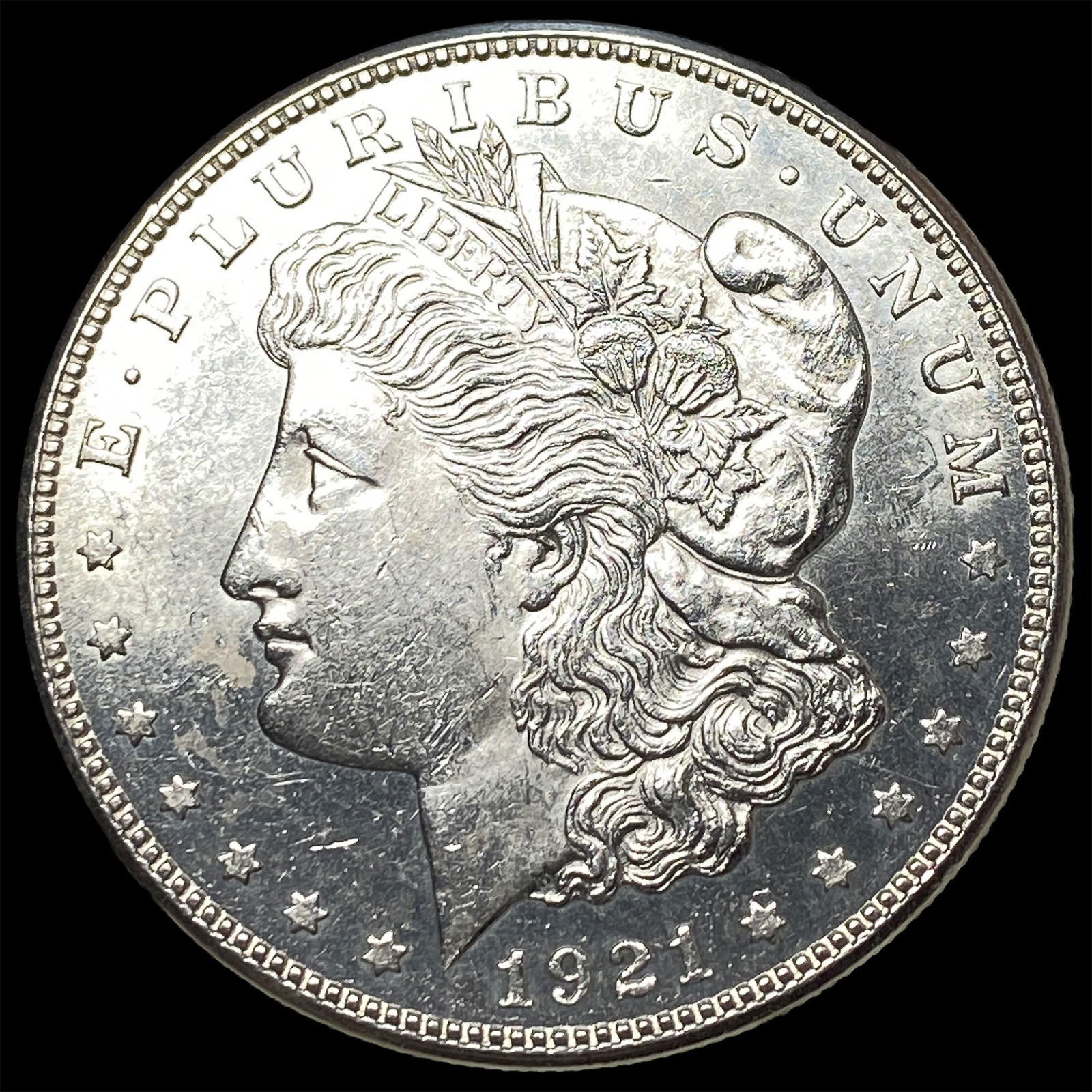 1921 Silver Morgan Dollar UNCIRCULATED (1 of 2)