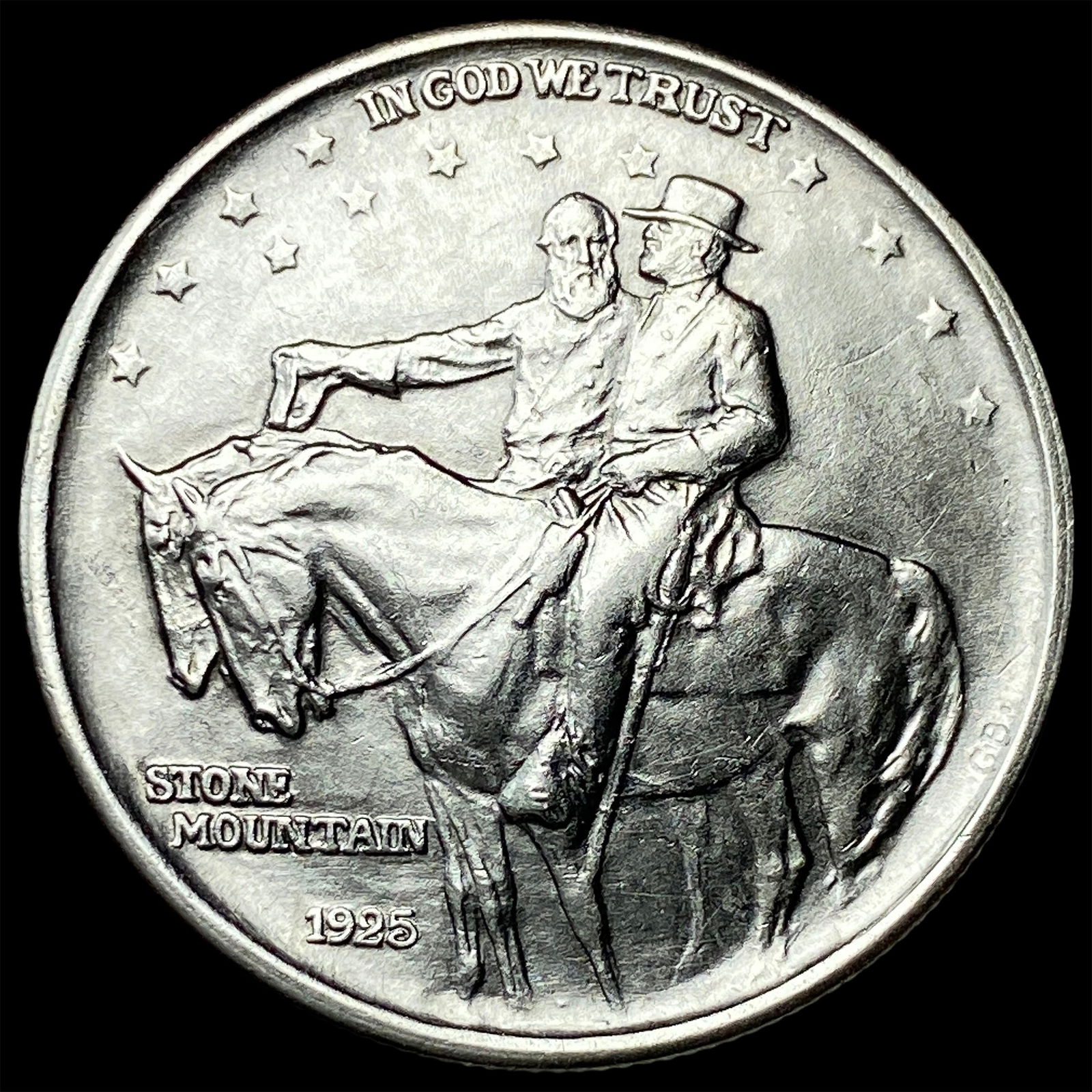 1925 Silver Half Dollar Stone Mountain CLOSELY UNCIRCULATED (1 of 2)
