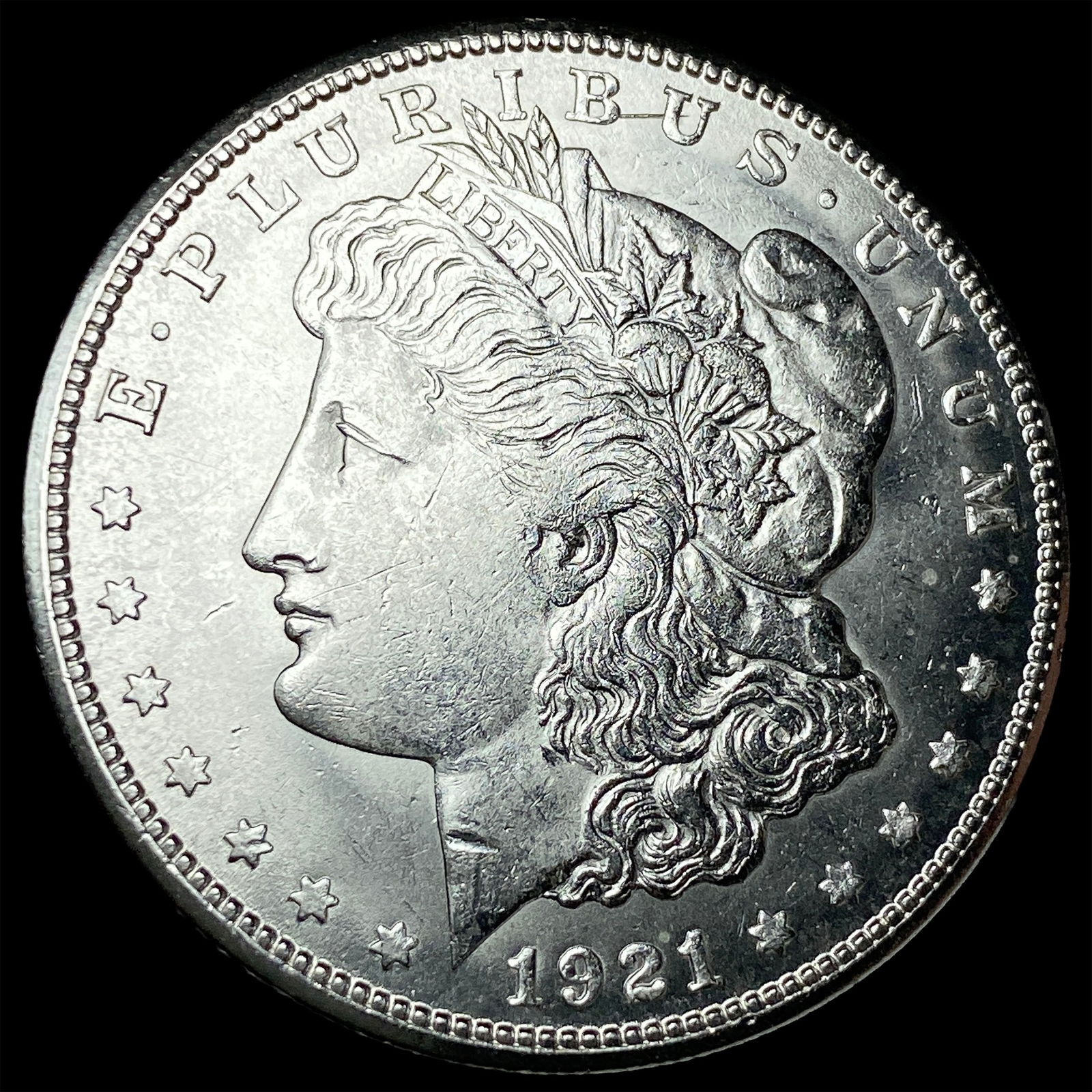 1921 Silver Morgan Dollar UNCIRCULATED (1 of 2)
