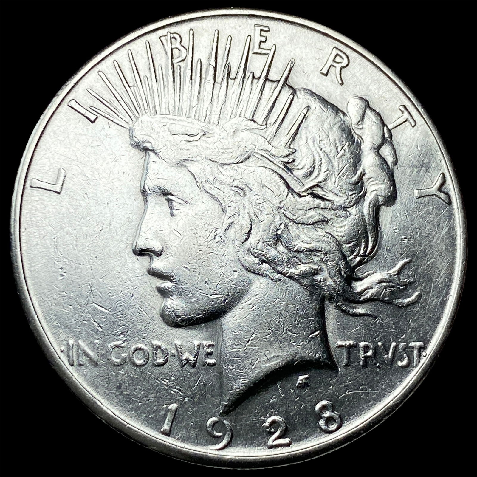 1928 Peace Silver Dollar CLOSELY UNCIRCULATED: 1928 Peace Silver Dollar CLOSELY UNCIRCULATED