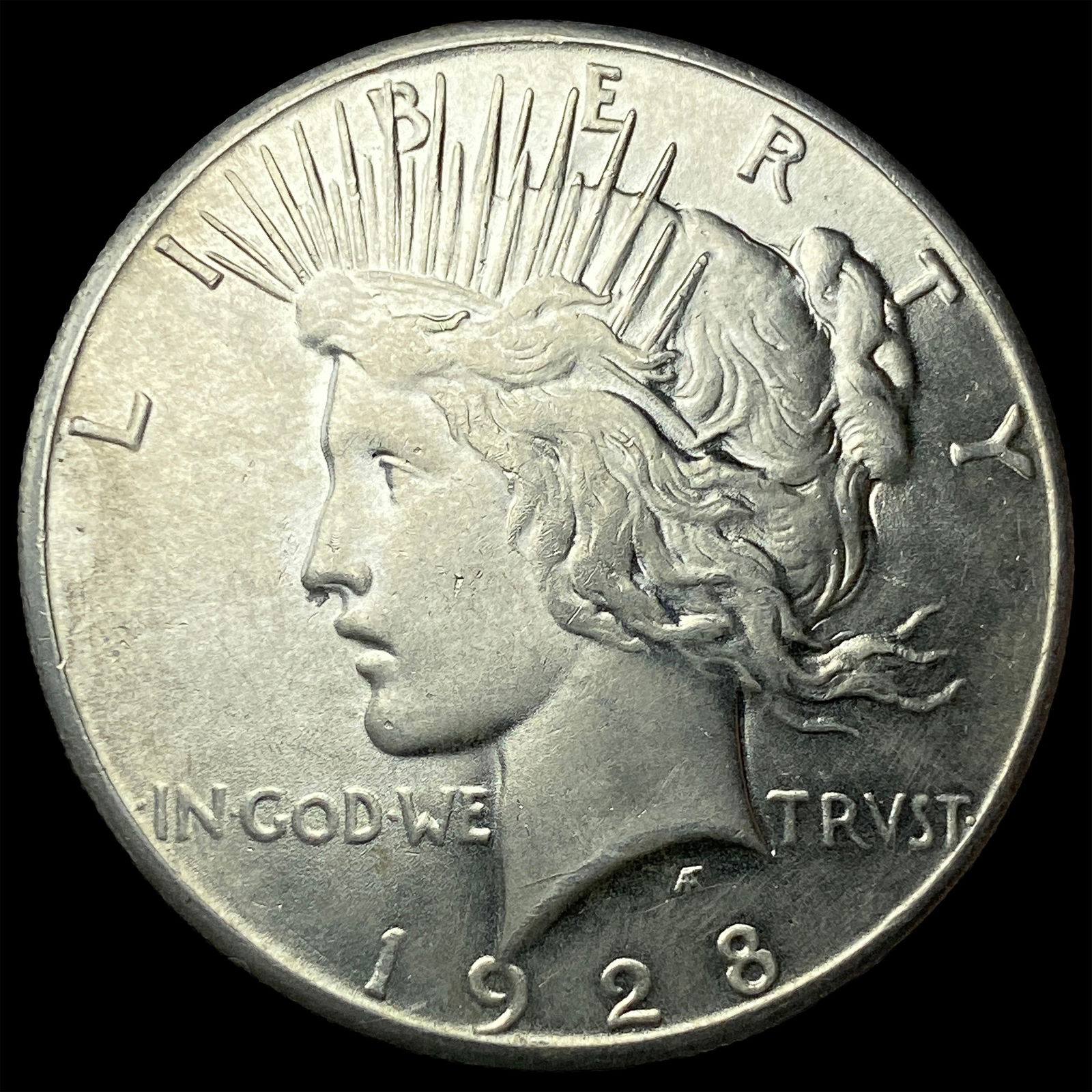 1928 Peace Silver Dollar HIGH GRADE (1 of 2)