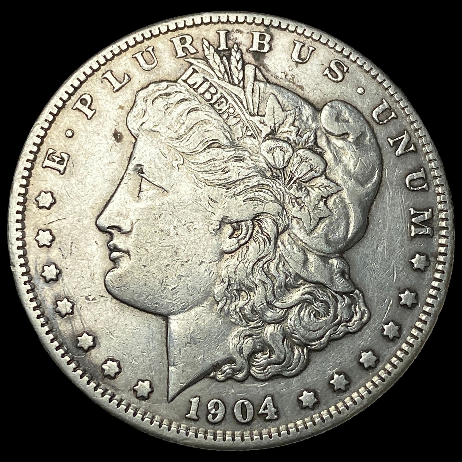 1904-S Silver Morgan Dollar NEARLY UNCIRCULATED: 1904-S Silver Morgan Dollar NEARLY UNCIRCULATED
