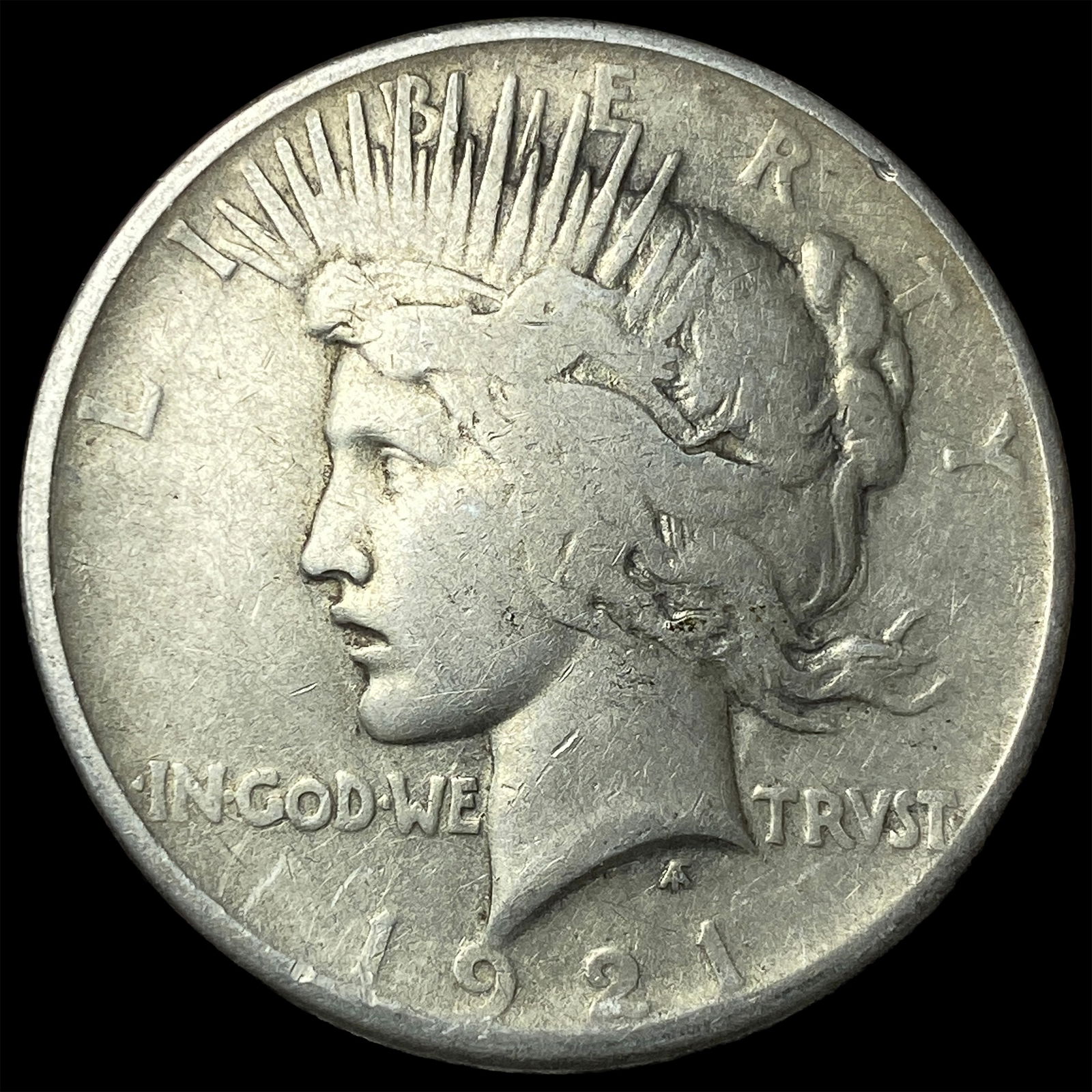 1921 Silver Peace Dollar LIGHTLY CIRCULATED (1 of 2)