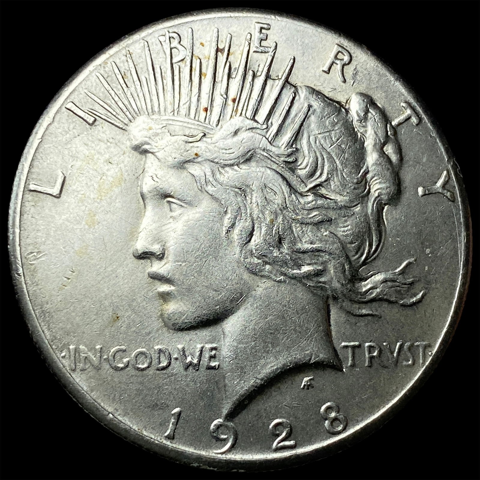 1928 Peace Silver Dollar UNCIRCULATED (1 of 2)