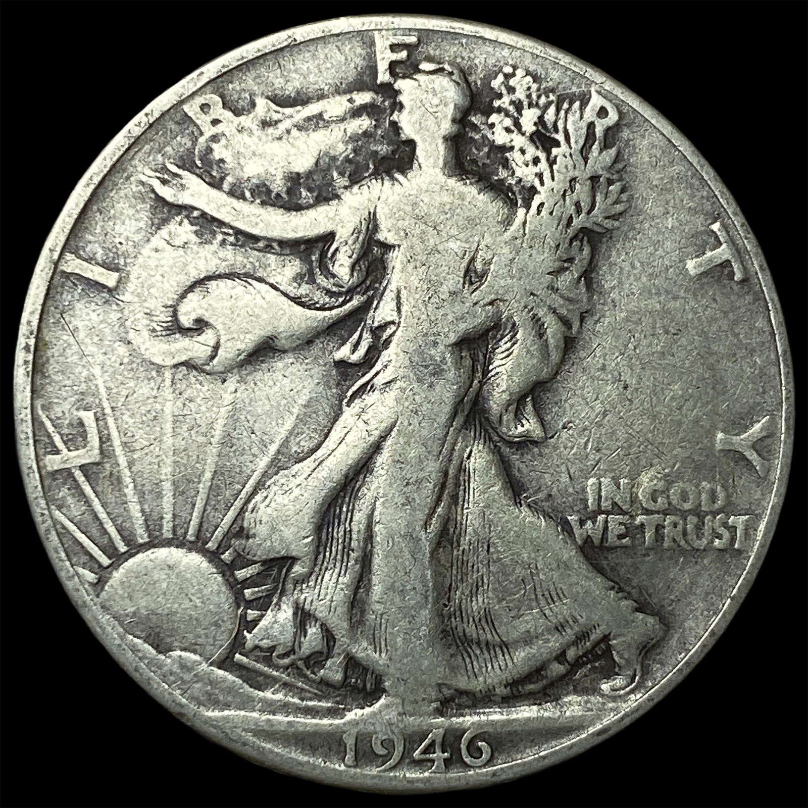 1946 Walking Liberty Half Dollar NICELY CIRCULATED (1 of 2)