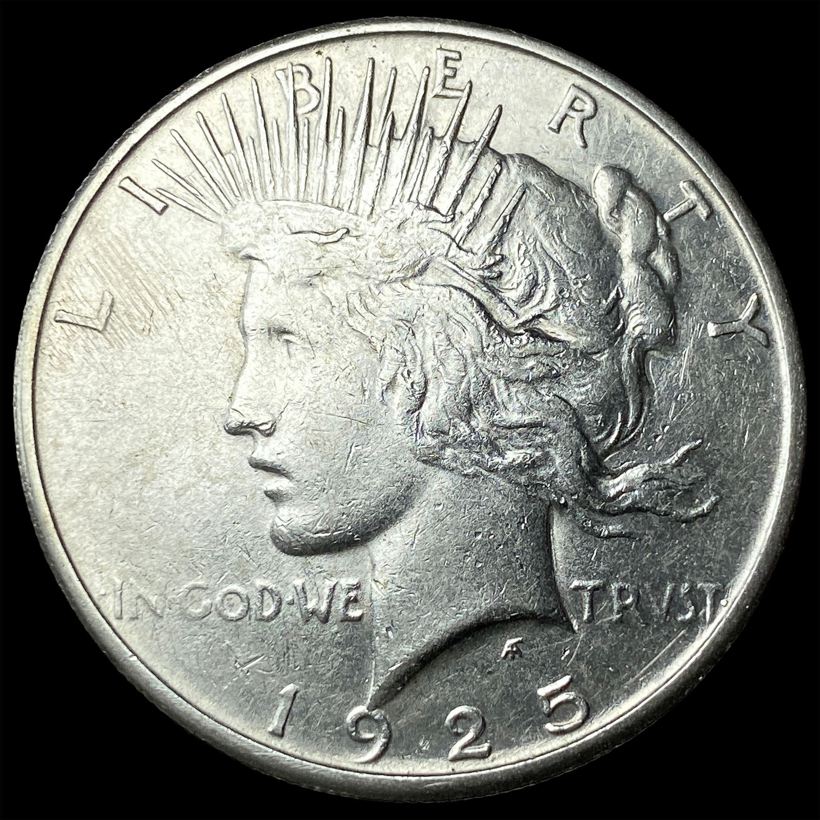 1925-S Silver Peace Dollar CLOSELY UNCIRCULATED: 1925-S Silver Peace Dollar CLOSELY UNCIRCULATED