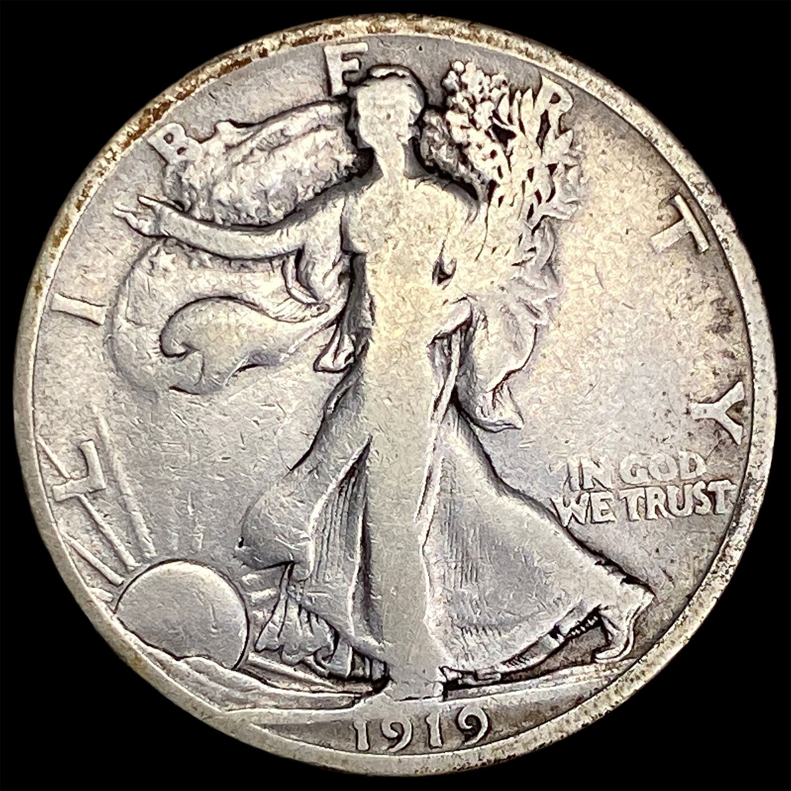1919 Walking Liberty Half Dollar LIGHTLY CIRCULATED (1 of 2)