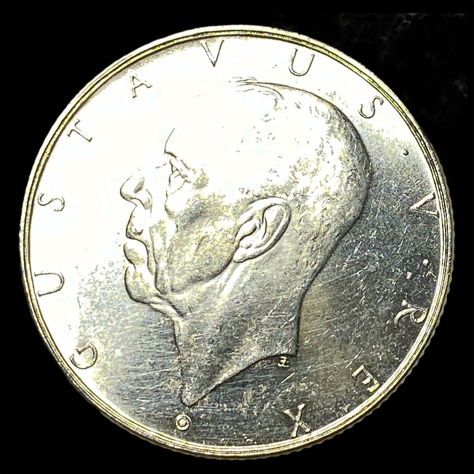 1938 Sweden Silver 2 Kroner UNCIRCULATED: 1938 Sweden Silver 2 Kroner UNCIRCULATED