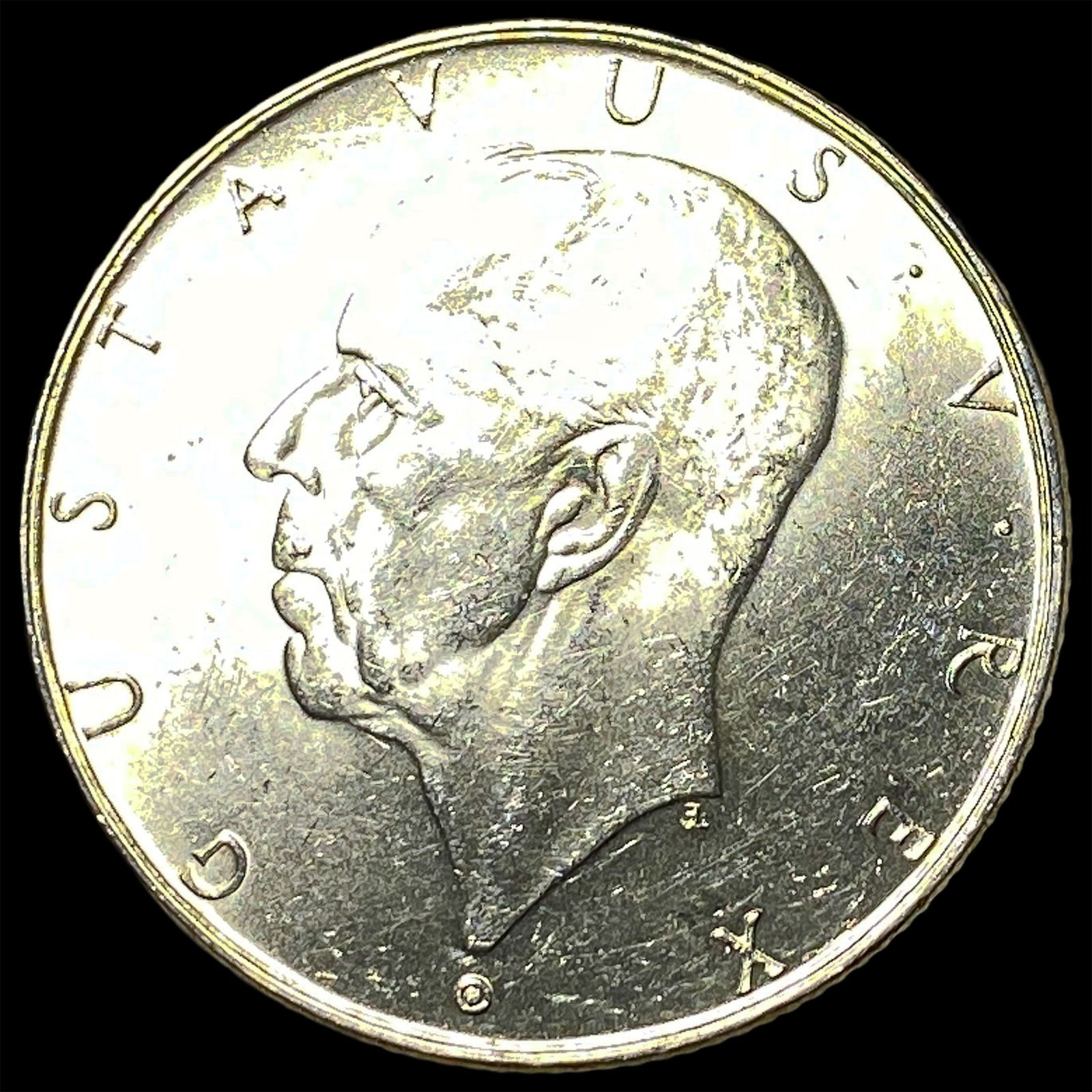 1938 Sweden Silver 2 Kroner UNCIRCULATED (1 of 2)