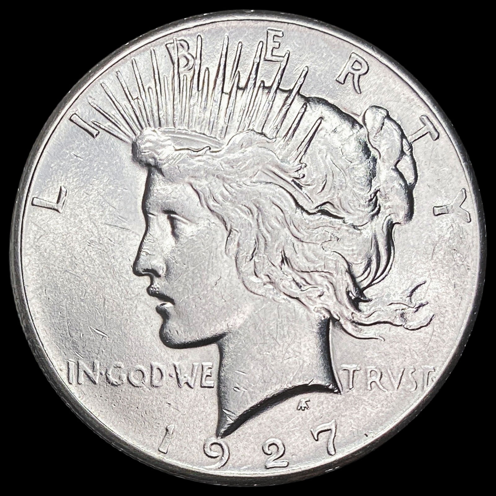 1927 Silver Peace Dollar CLOSELY UNCIRCULATED (1 of 2)