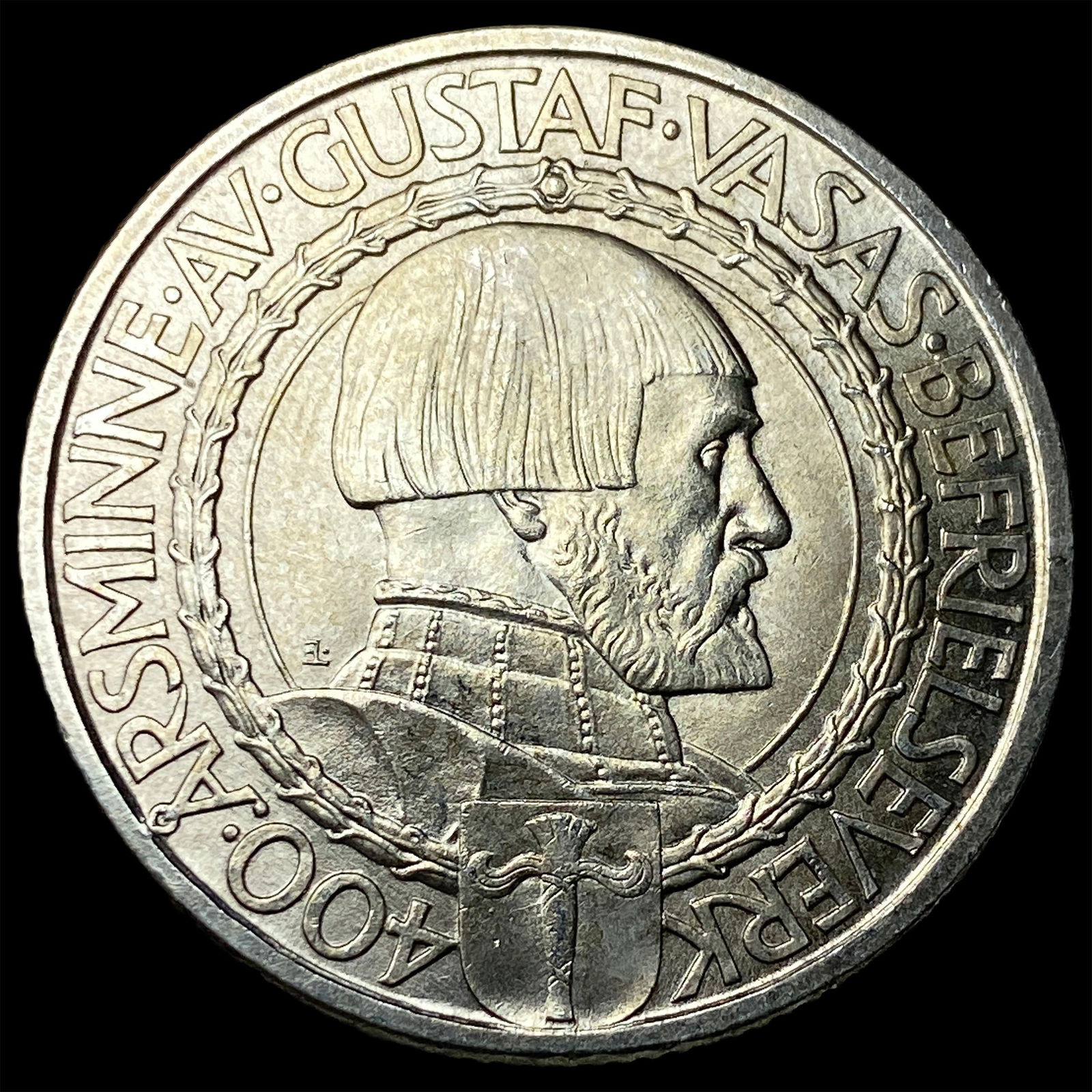 1921 Sweden Silver 2 Kroner UNCIRCULATED: 1921 Sweden Silver 2 Kroner UNCIRCULATED