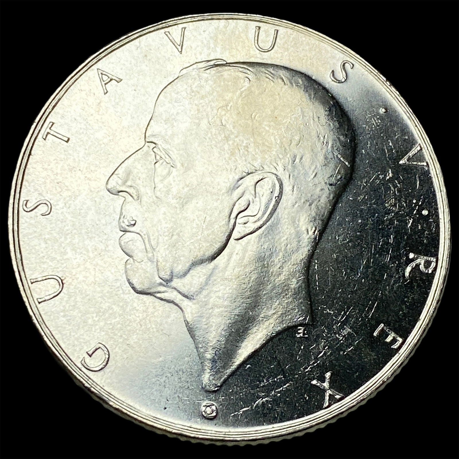1938 Sweden Silver 2 Kroner UNCIRCULATED: 1938 Sweden Silver 2 Kroner UNCIRCULATED