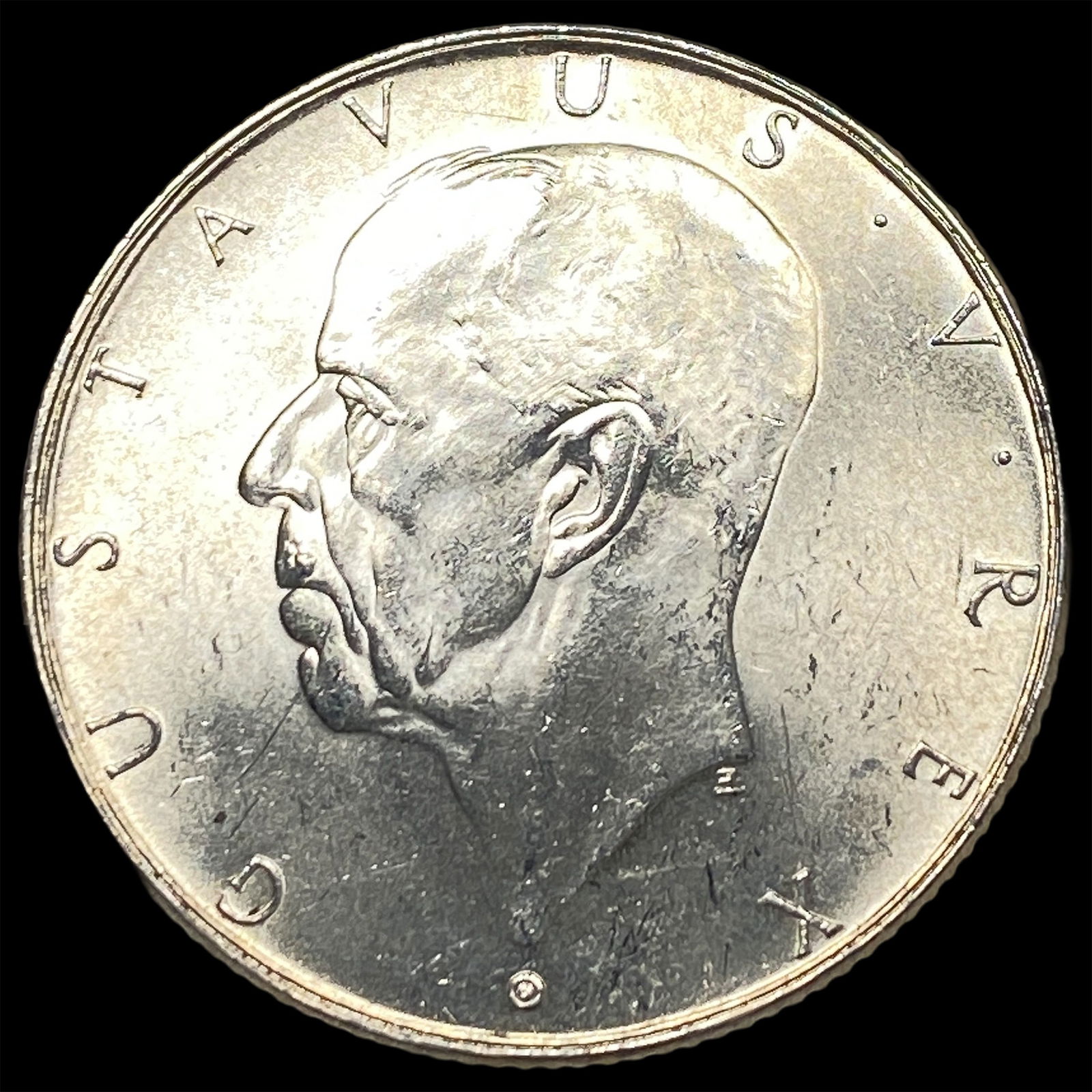 1938 Sweden Silver 2 Kroner UNCIRCULATED: 1938 Sweden Silver 2 Kroner UNCIRCULATED