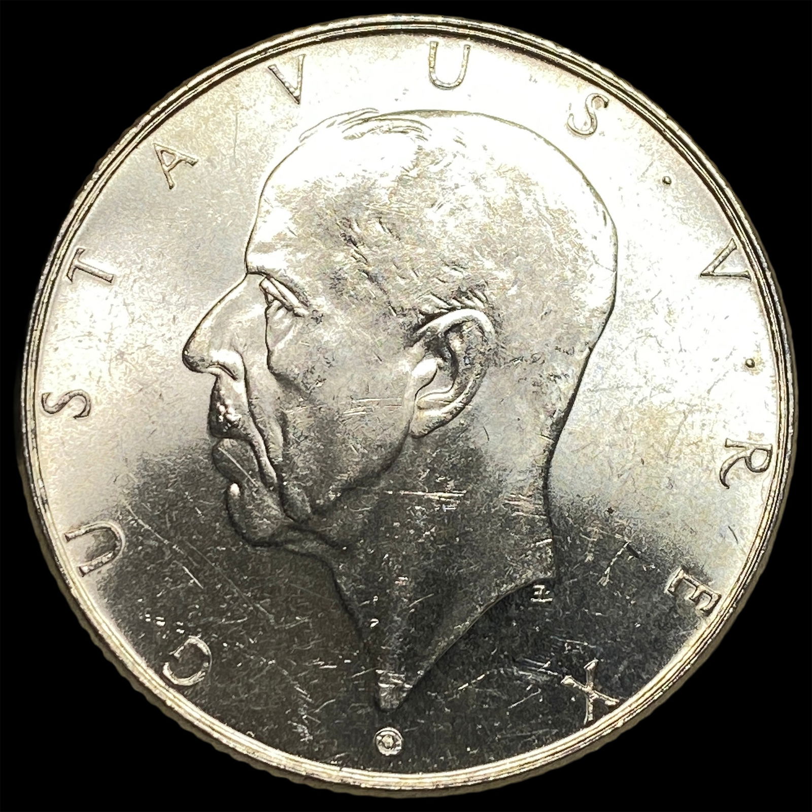 1938 Sweden Silver 2 Kroner UNCIRCULATED: 1938 Sweden Silver 2 Kroner UNCIRCULATED